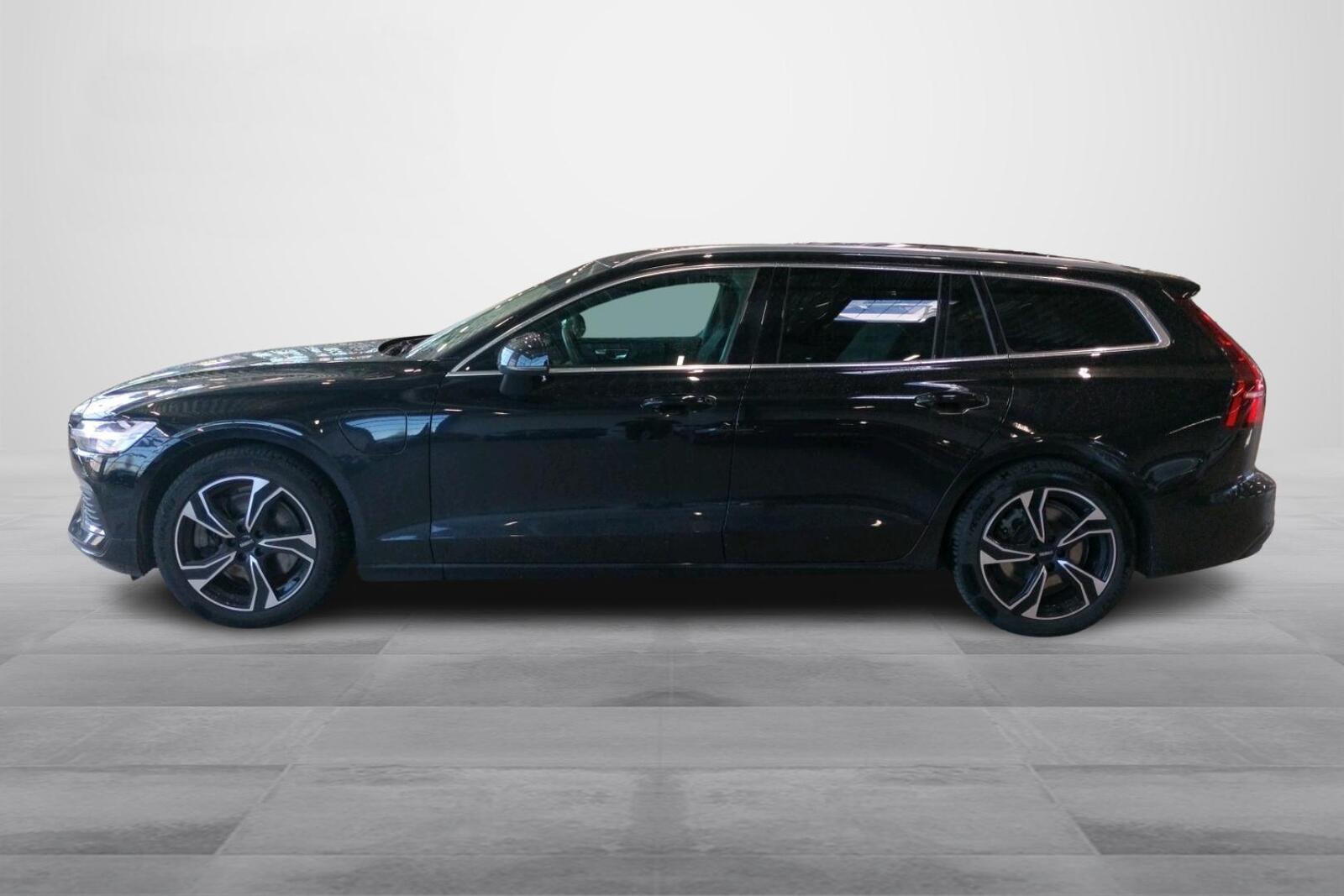 Volvo V60 2023