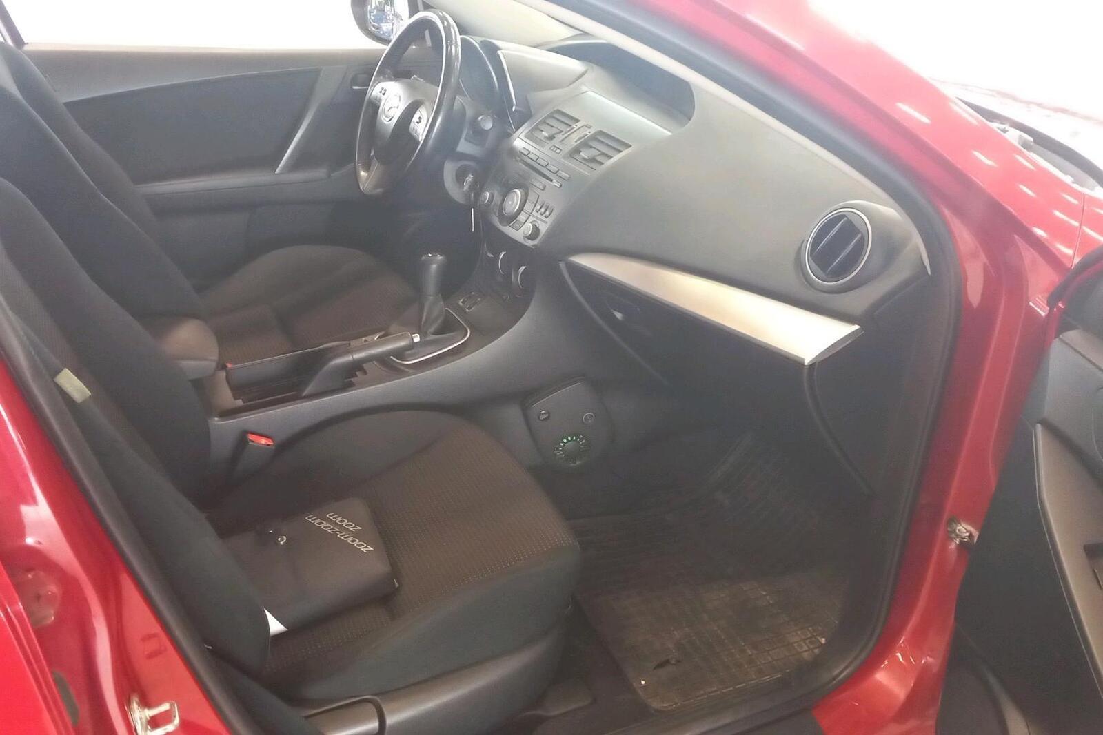 Mazda Mazda3 2012