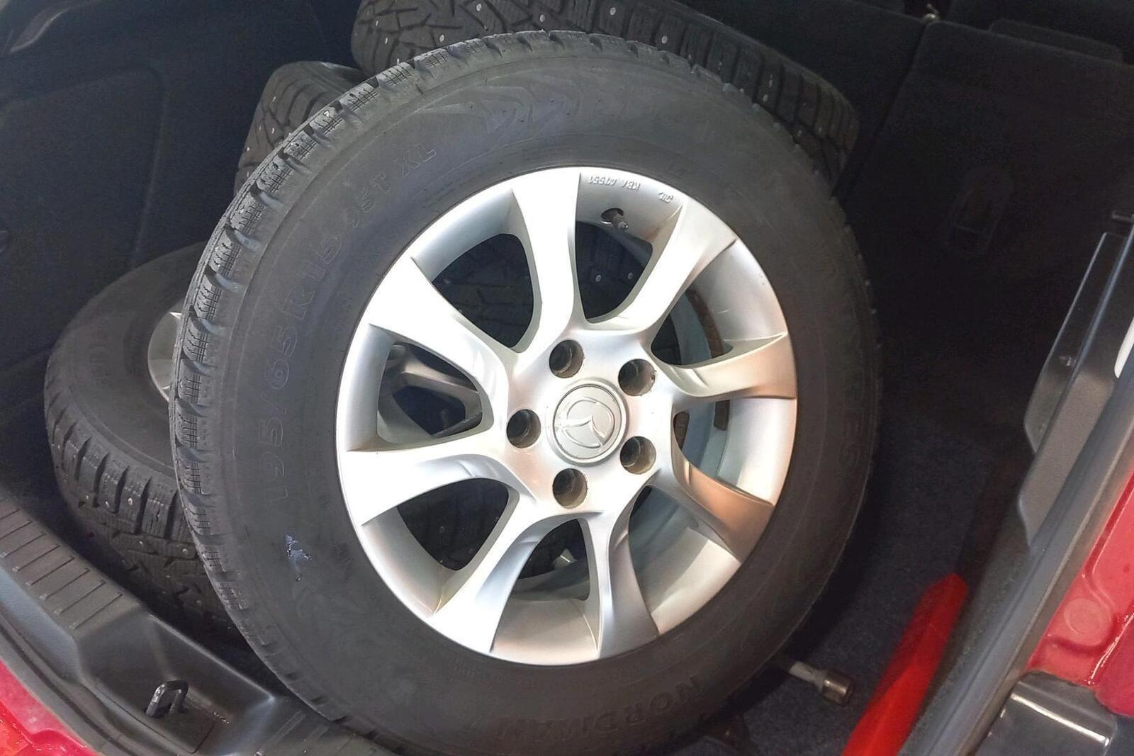 Mazda Mazda3 2012