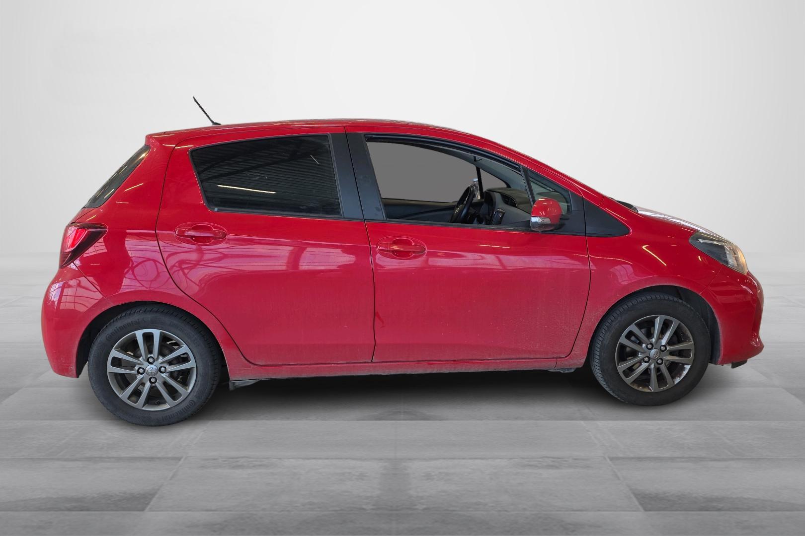 Toyota Yaris 2015