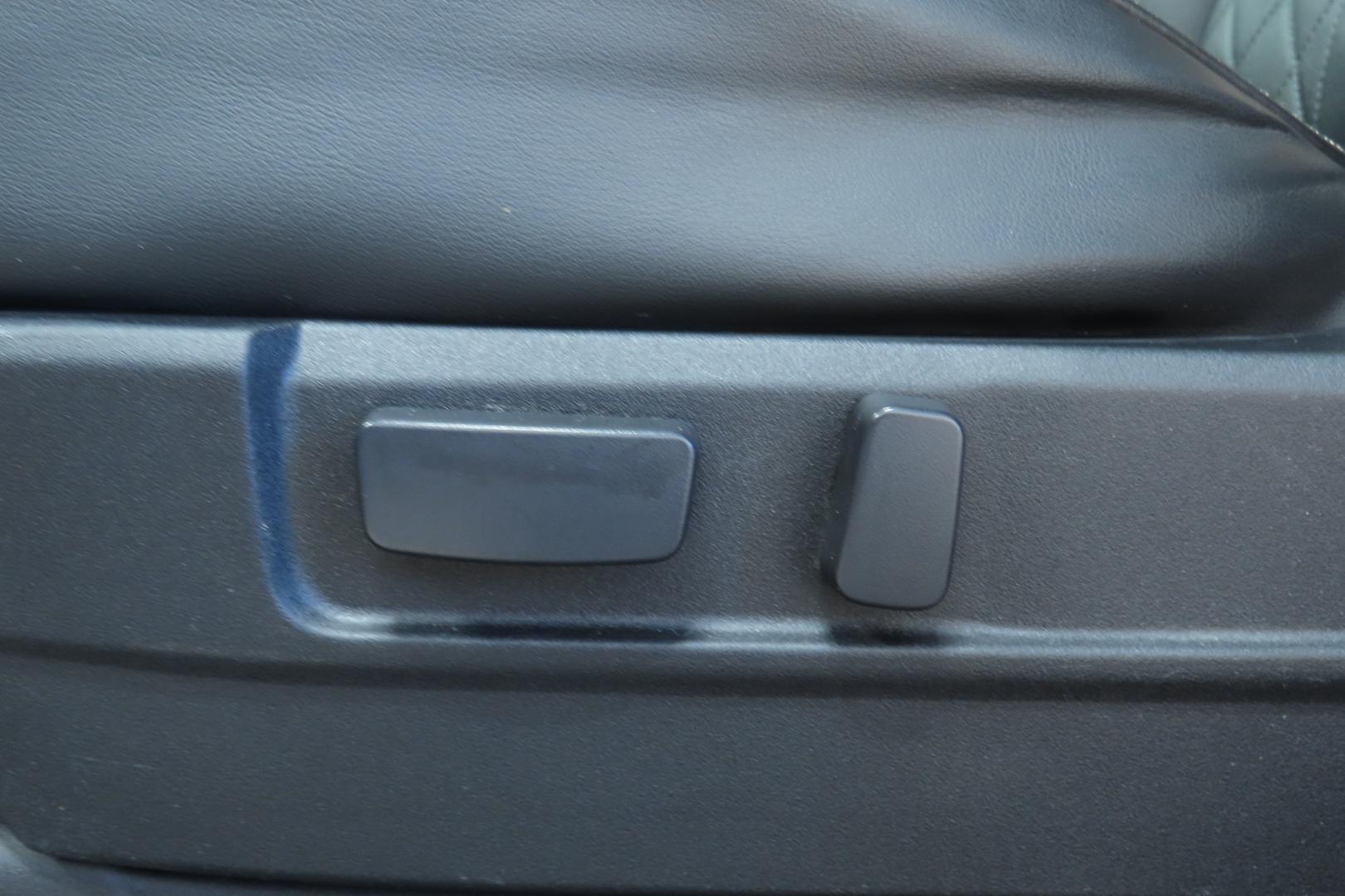 MITSUBISHI Outlander PHEV 2018