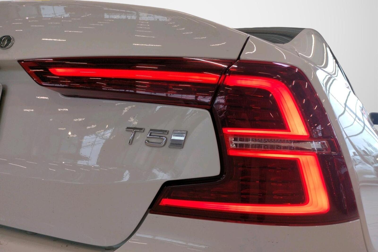 Volvo S60 2019