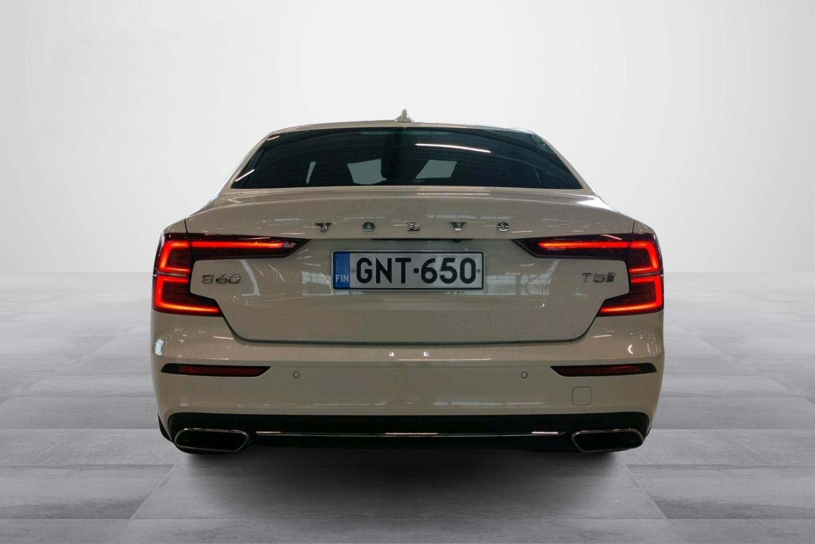 Volvo S60 2019