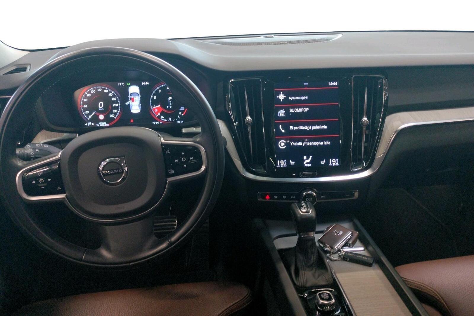 Volvo S60 2019