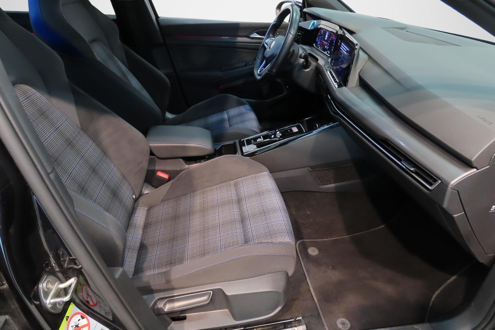 Volkswagen Golf 2023