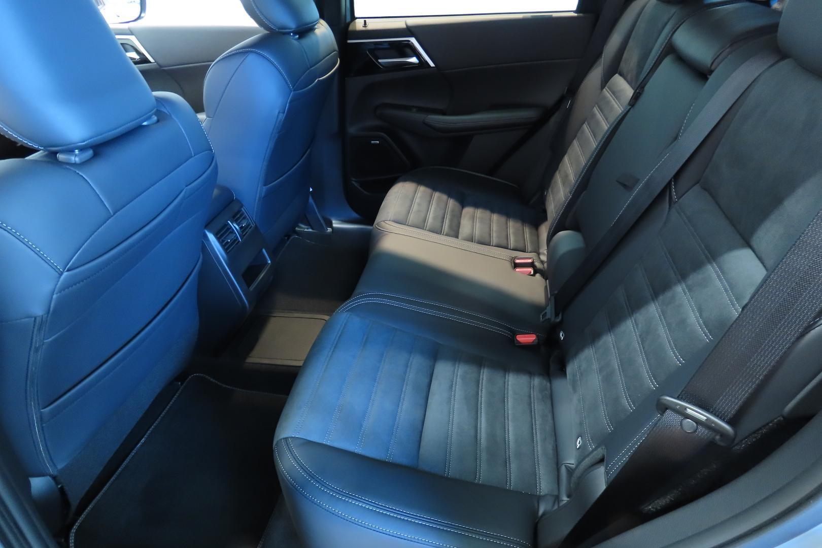 Mitsubishi Outlander 2026