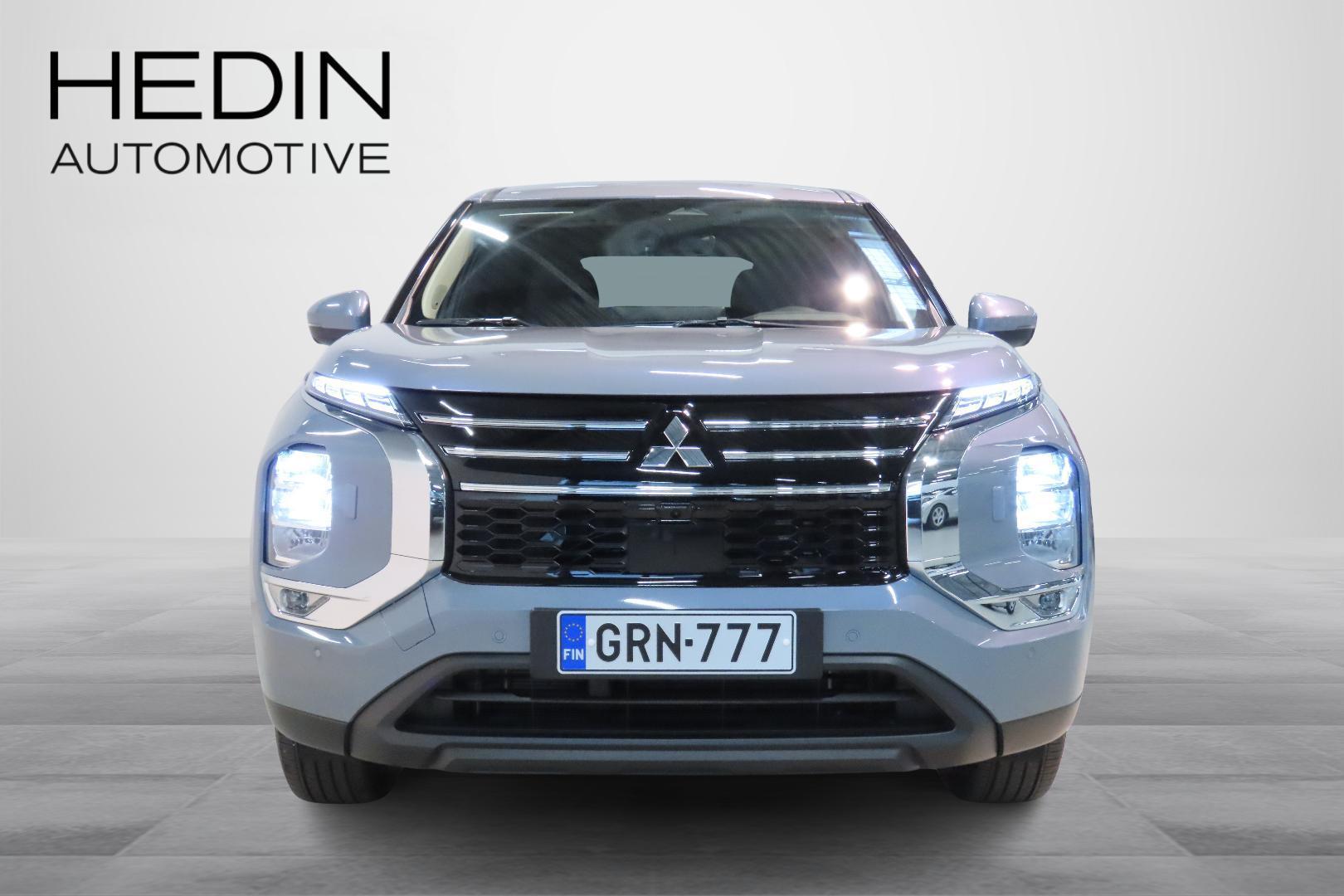 Mitsubishi Outlander 2025