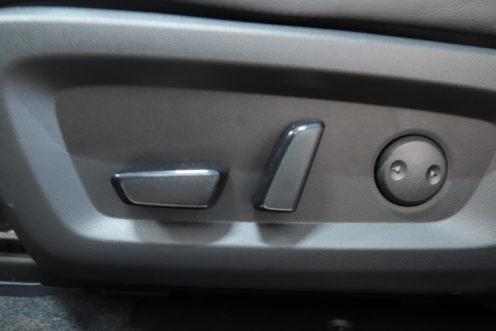 MITSUBISHI OUTLANDER 2026