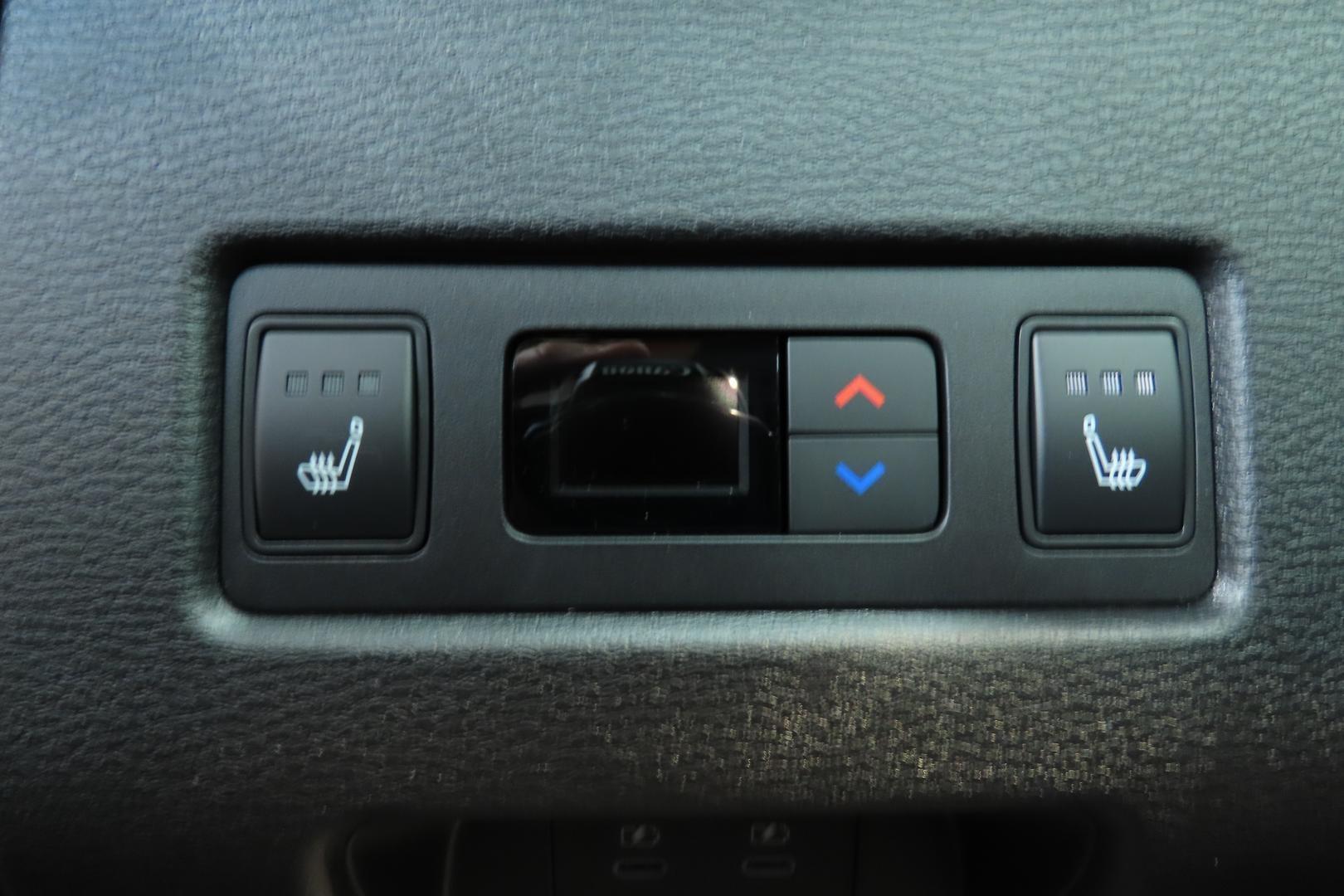 MITSUBISHI OUTLANDER 2026