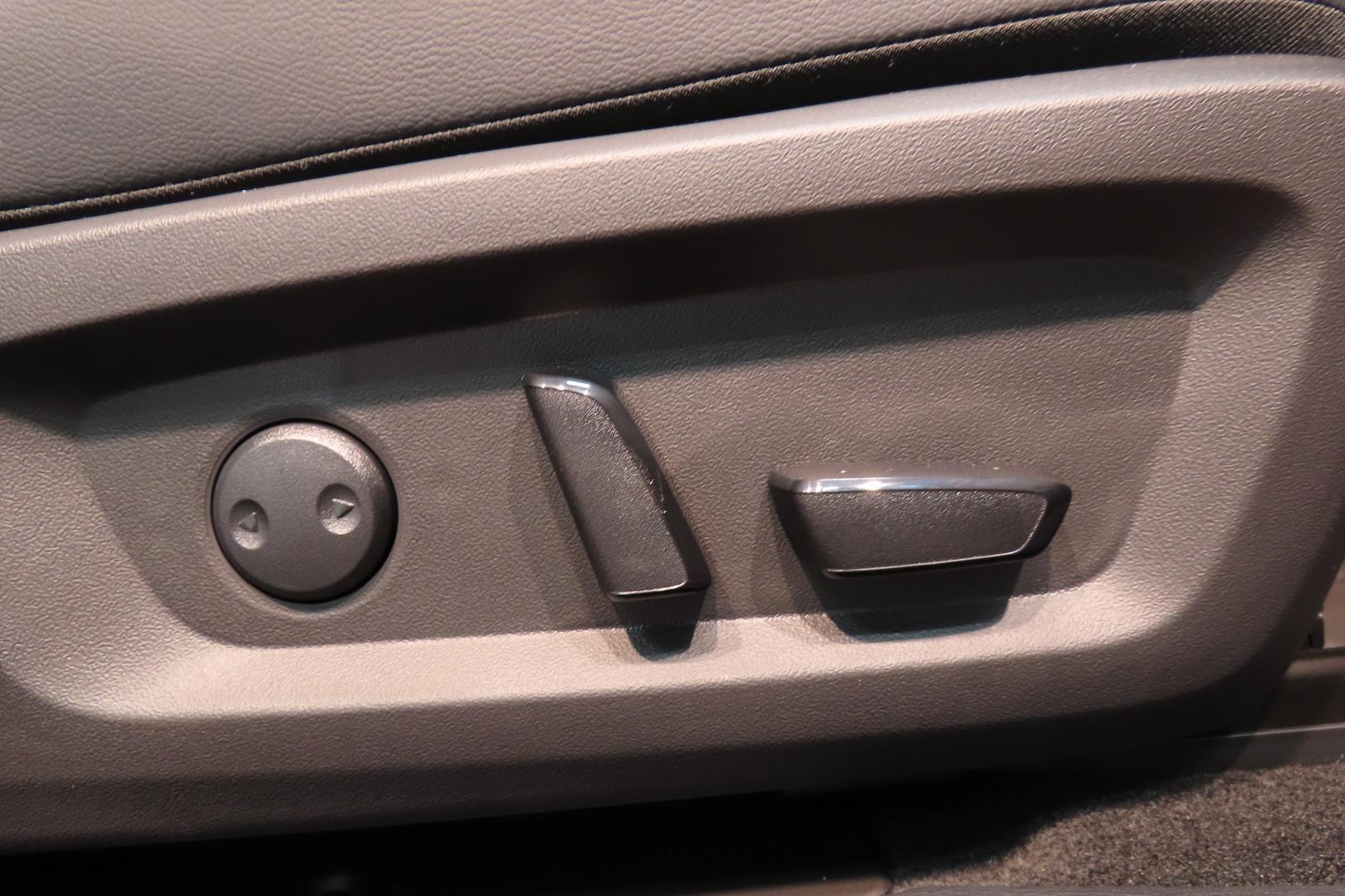 MITSUBISHI OUTLANDER 2026