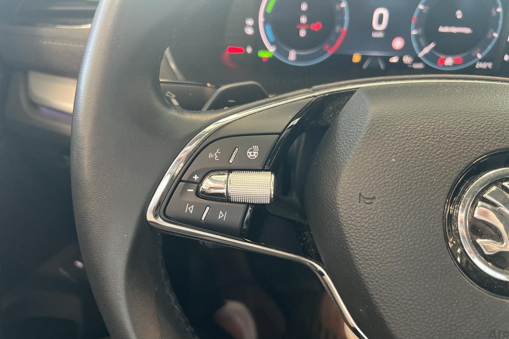 SKODA OCTAVIA 2021