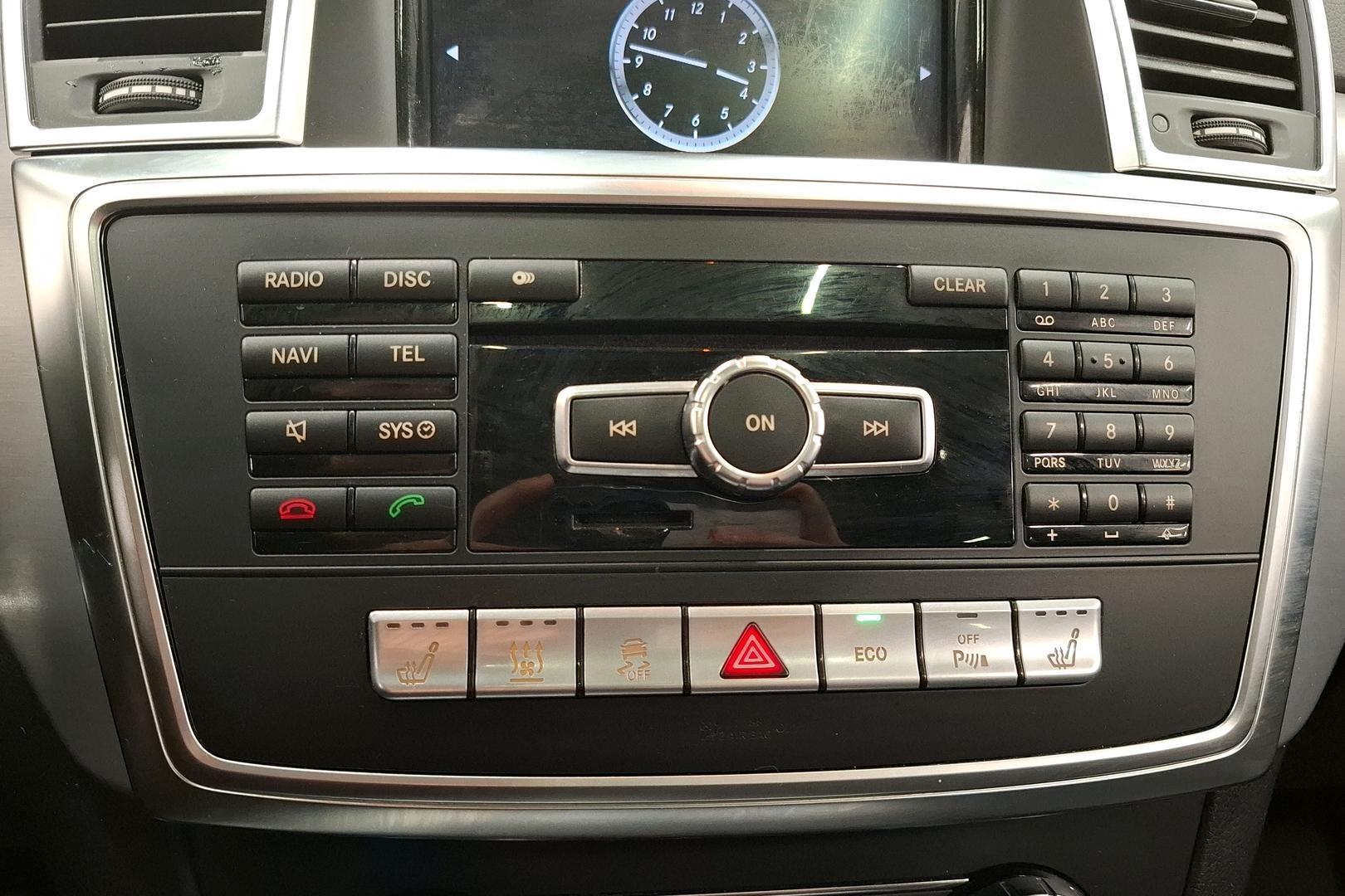 Mercedes-Benz ML 2012