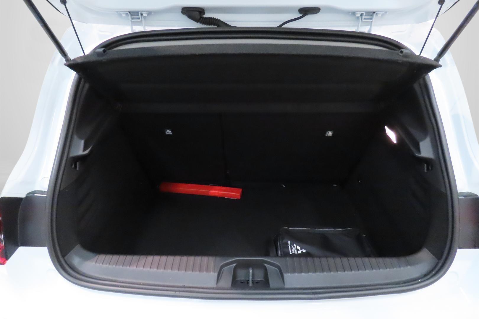 Mitsubishi Colt 2025