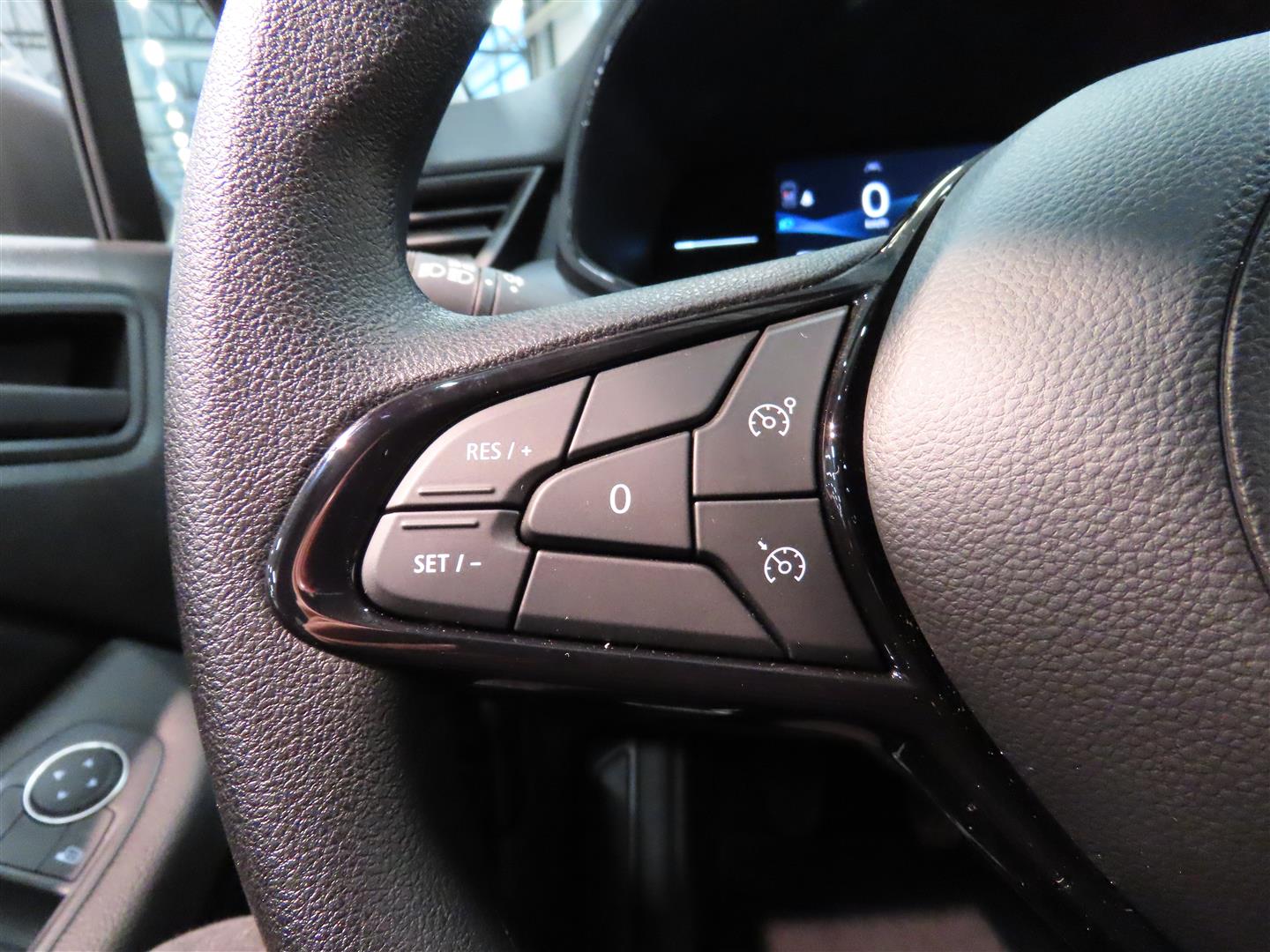 Mitsubishi Colt 2025