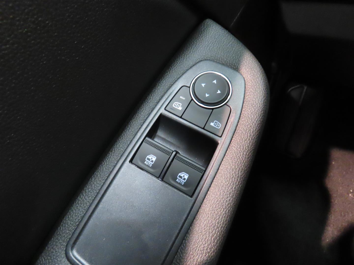 Mitsubishi Colt 2025