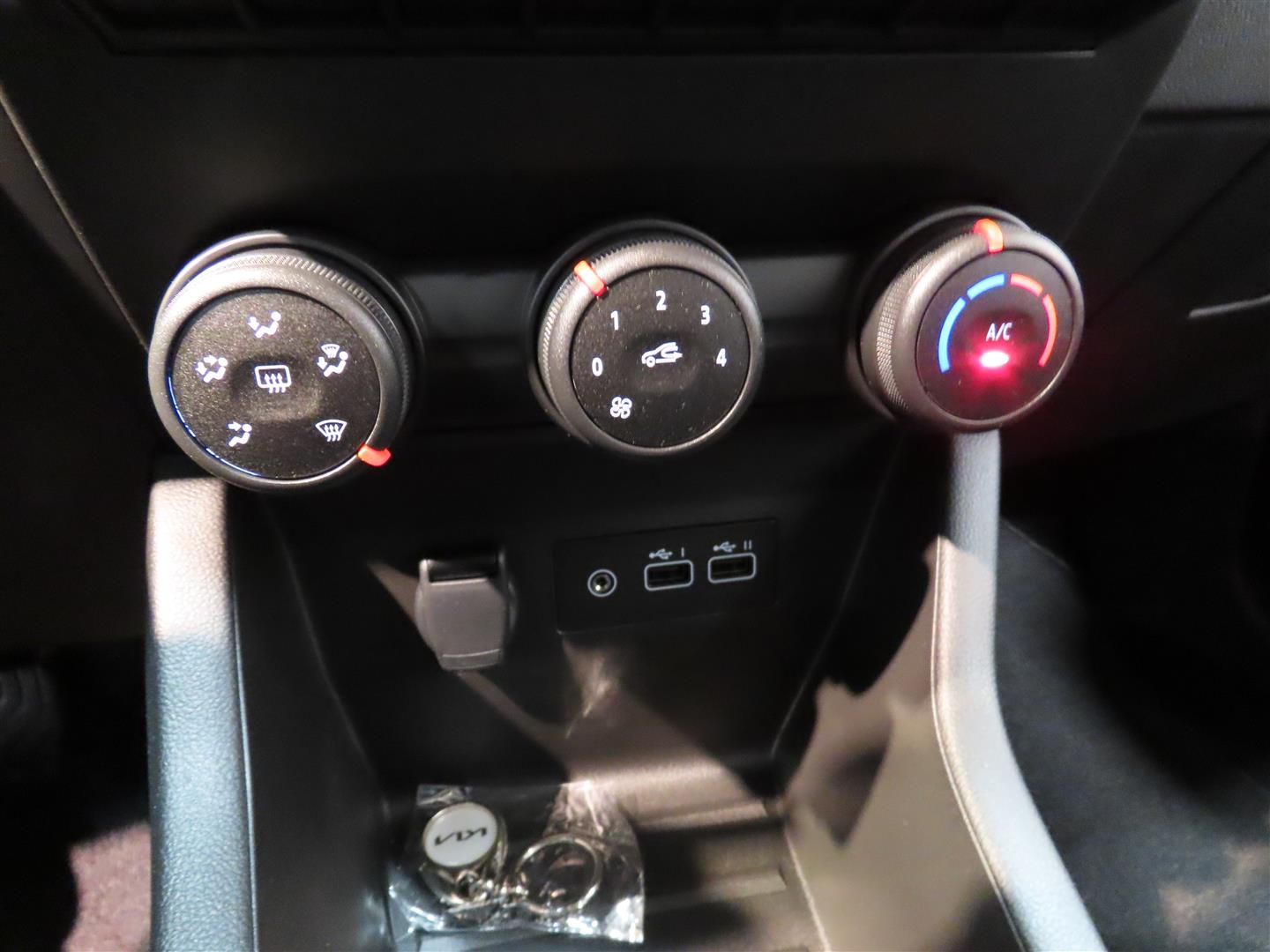 Mitsubishi Colt 2025