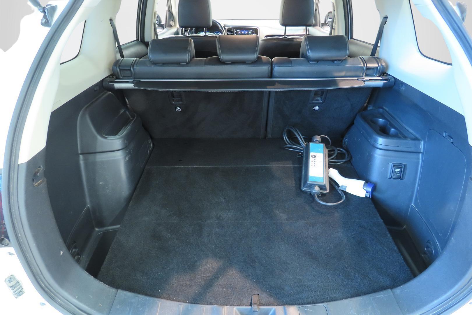 Mitsubishi Outlander PHEV 2019