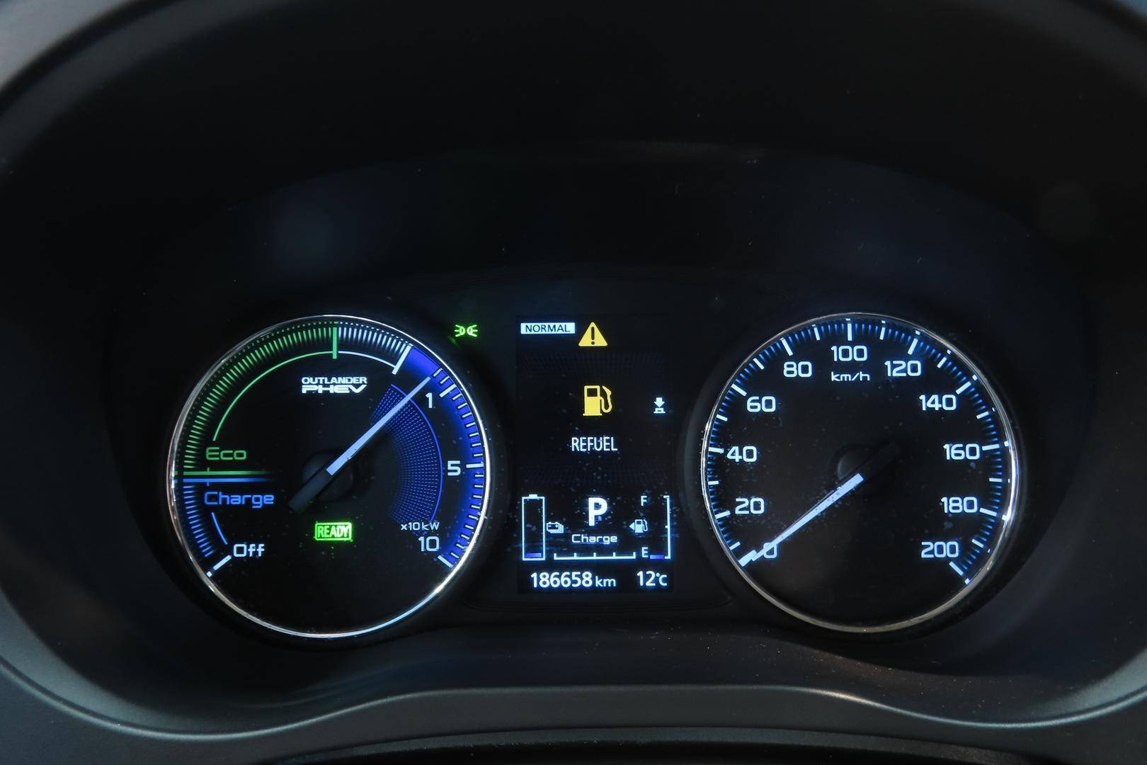 Mitsubishi Outlander PHEV 2019