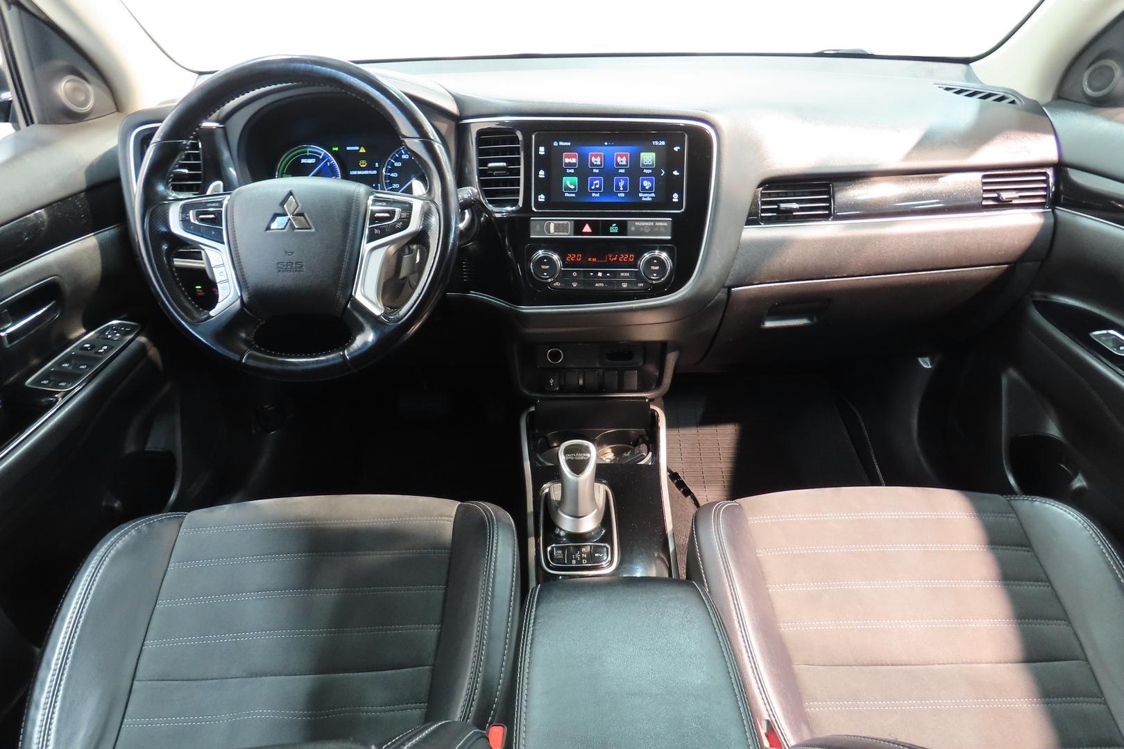 Mitsubishi Outlander PHEV 2019