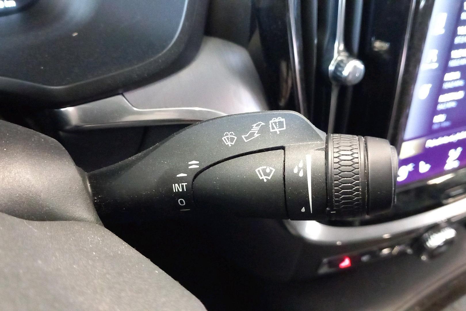 Volvo V60 2022