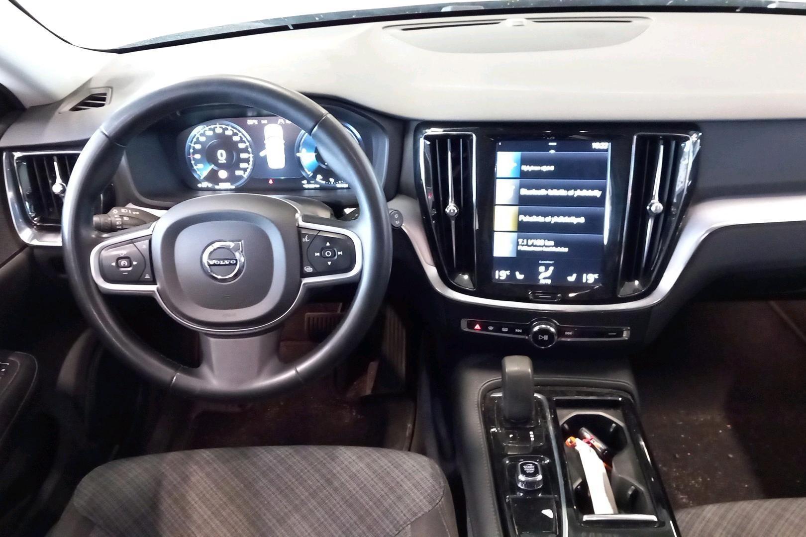 Volvo V60 2022