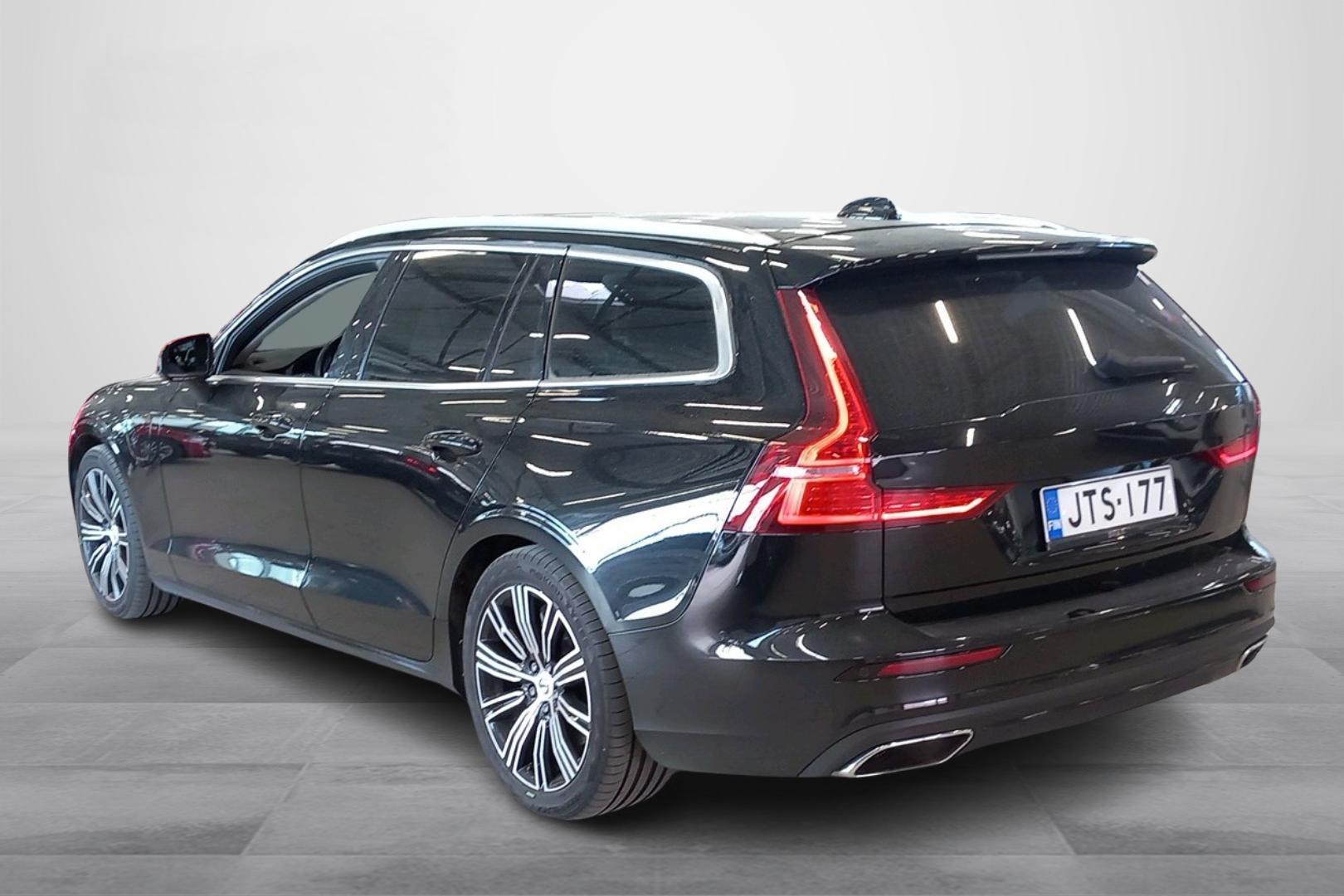 Volvo V60 2022
