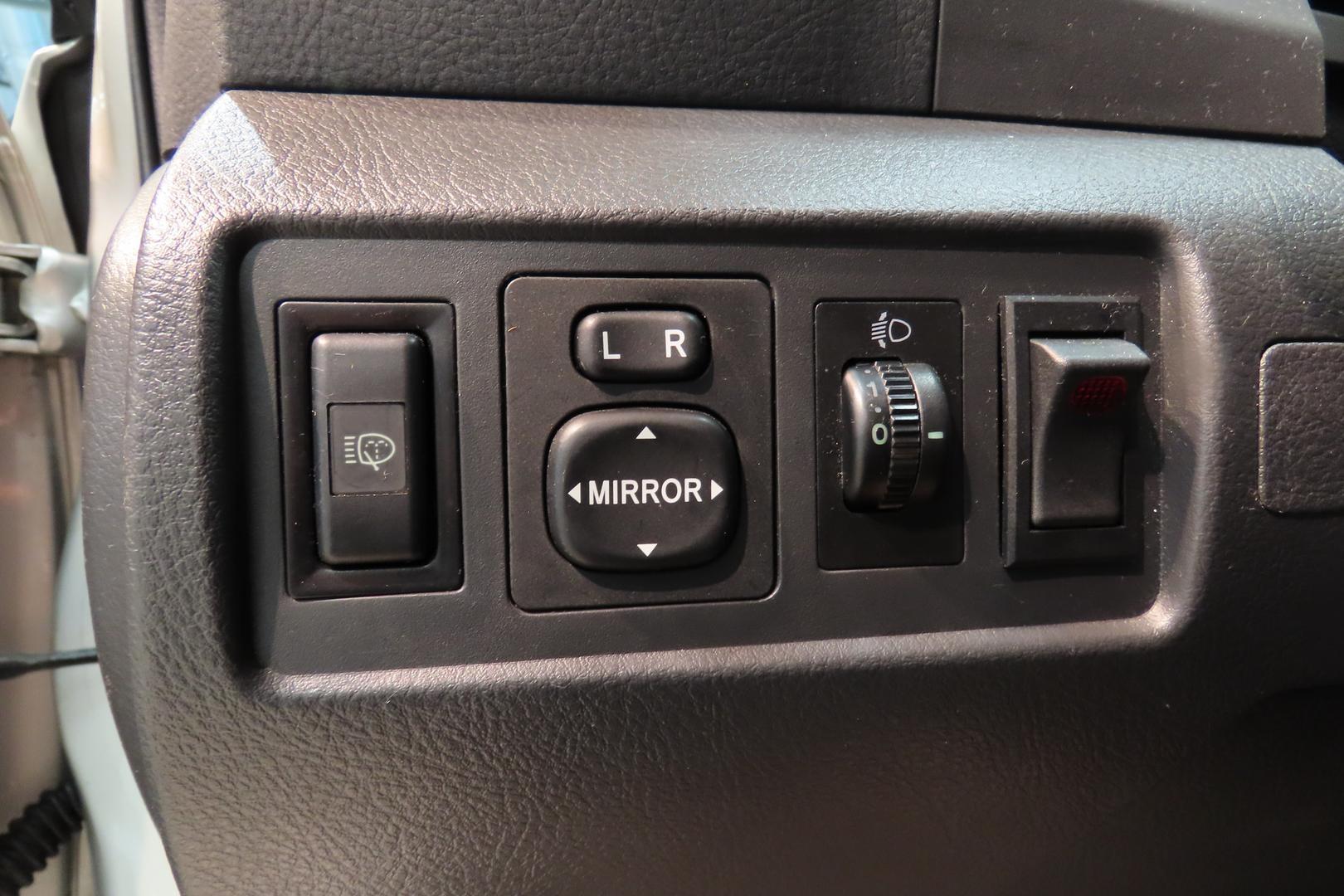 TOYOTA COROLLA VERSO 2007