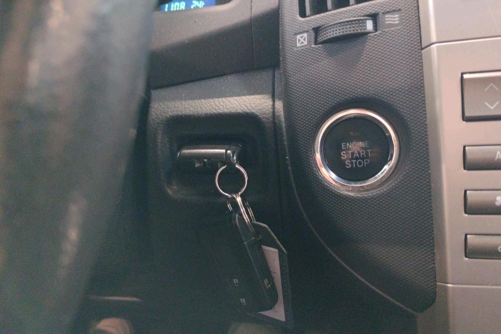 TOYOTA COROLLA VERSO 2007