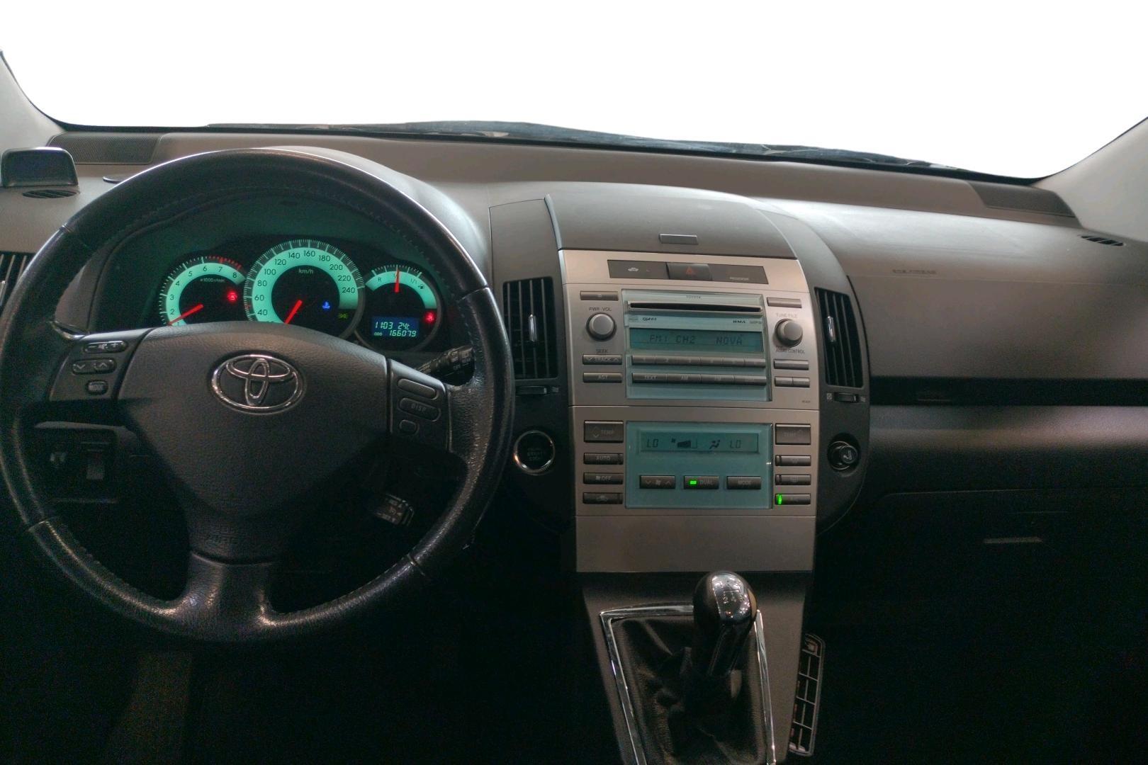TOYOTA COROLLA VERSO 2007