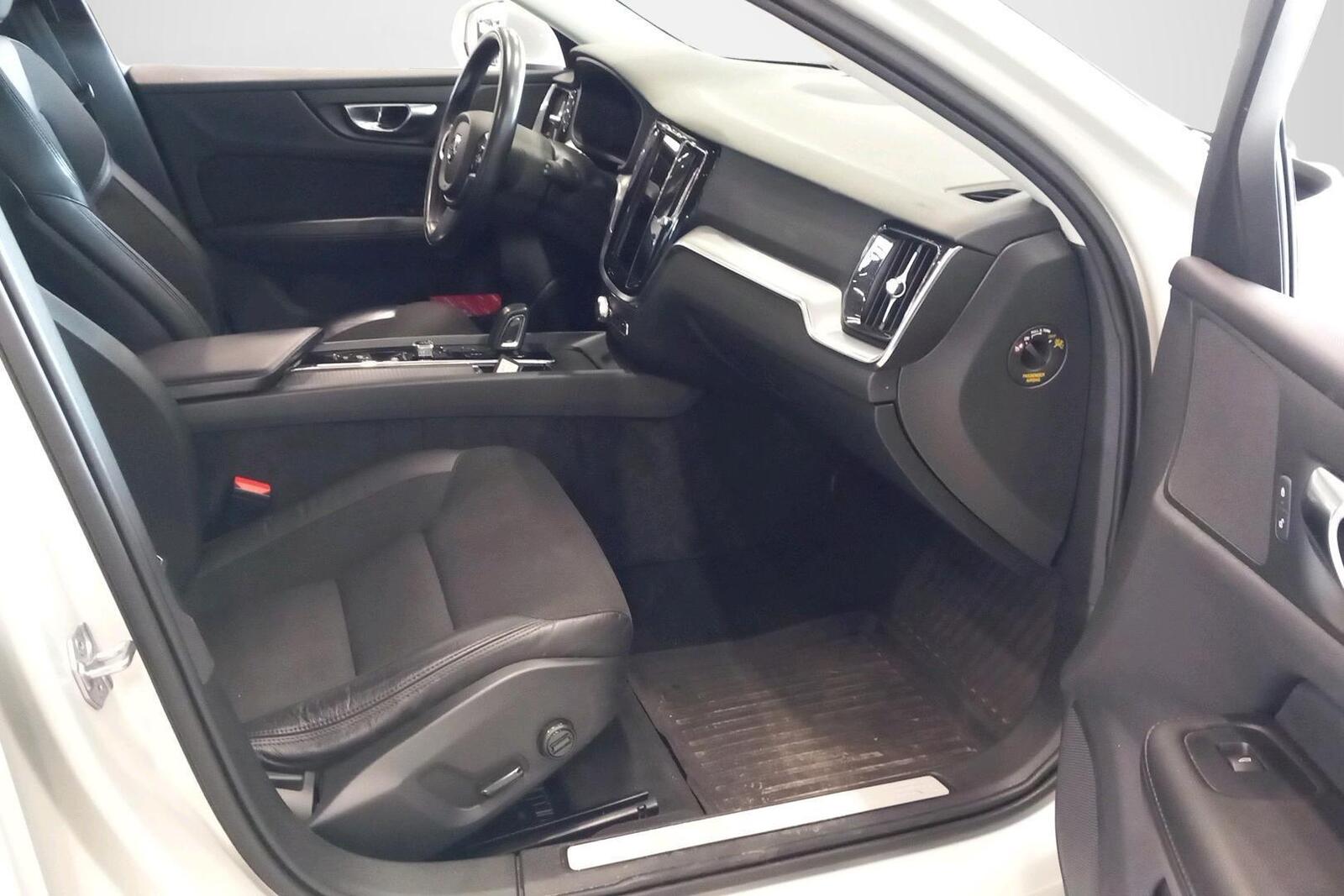 Volvo V60 2021