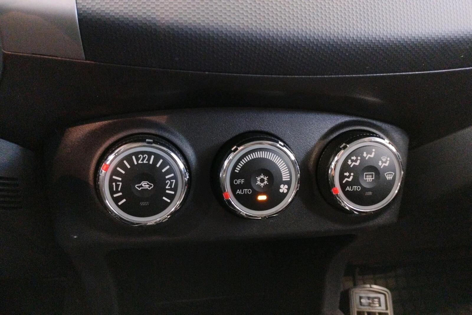 Mitsubishi Outlander 2012