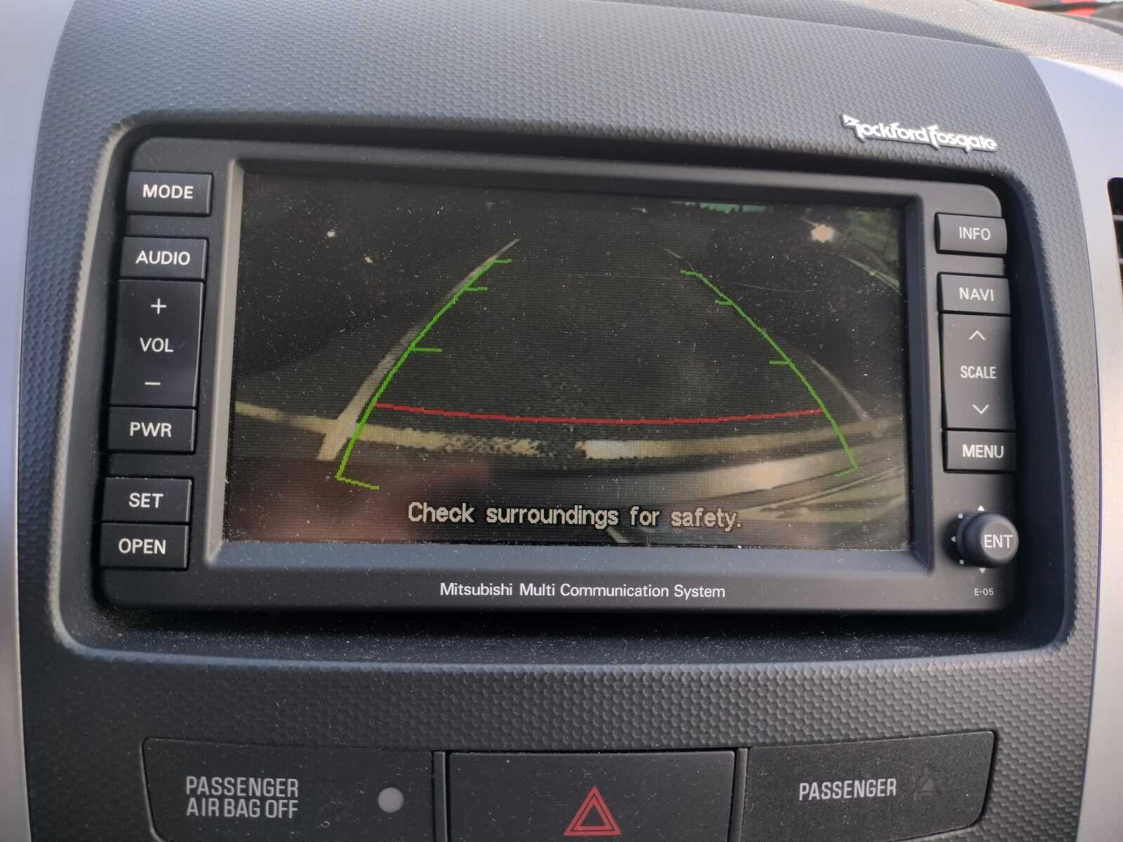 Mitsubishi Outlander 2012