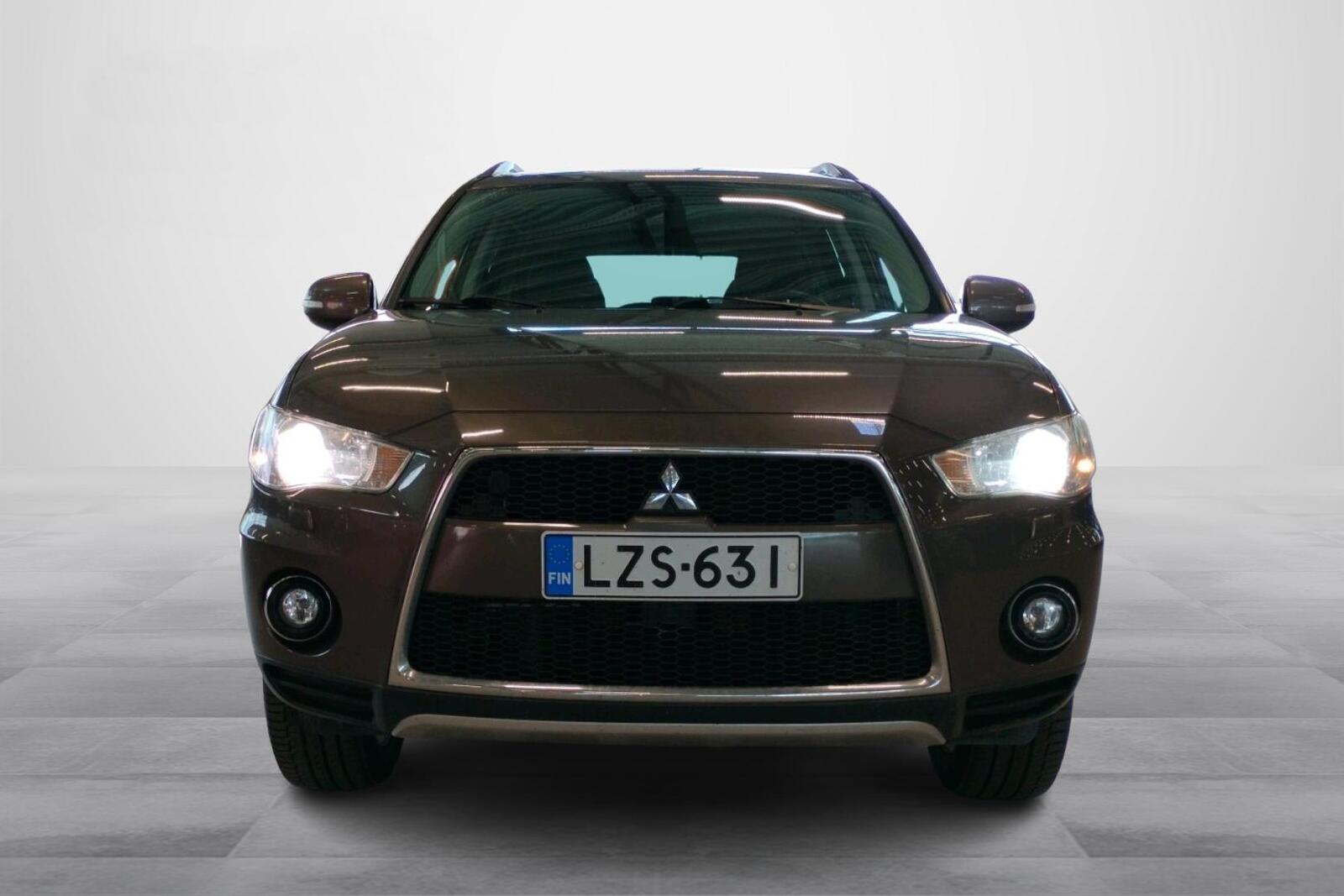 Mitsubishi Outlander 2012