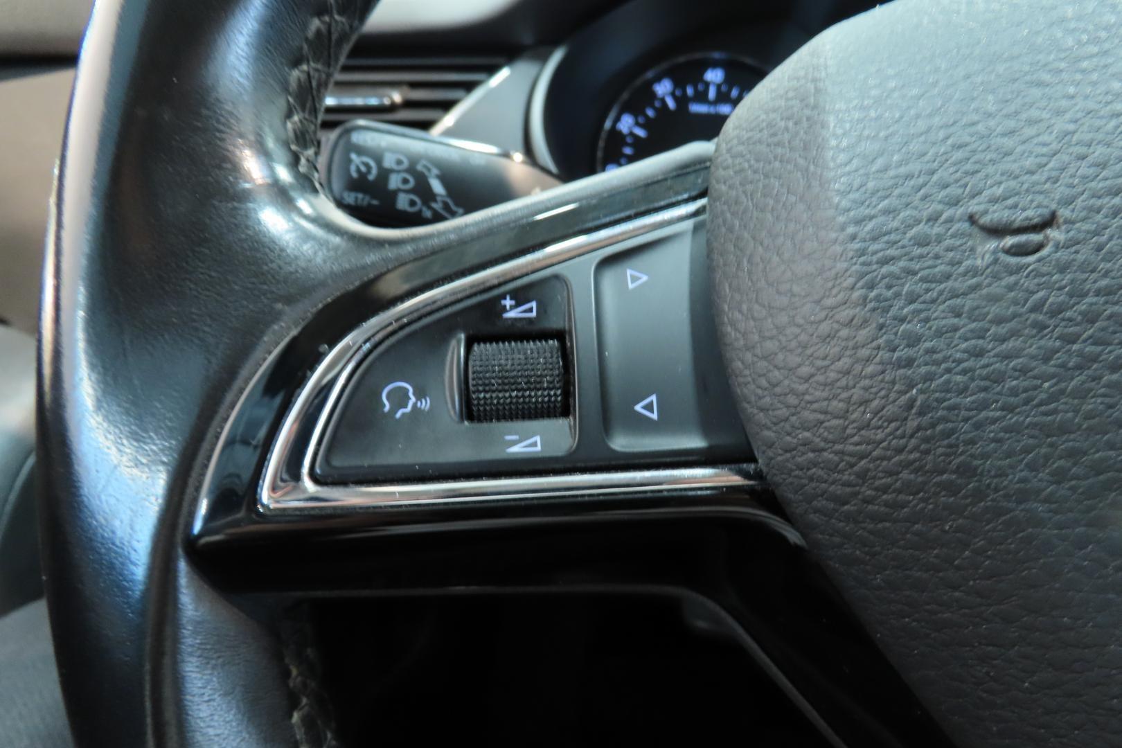SKODA OCTAVIA 16