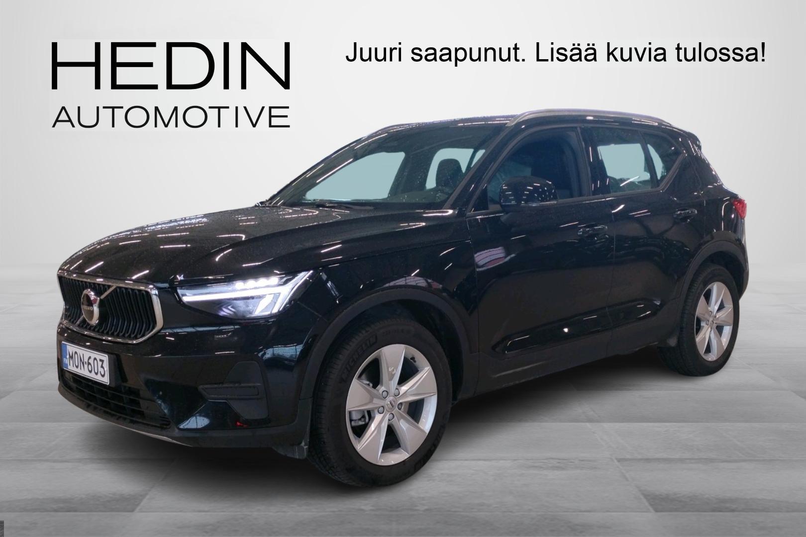 VOLVO XC40 2022