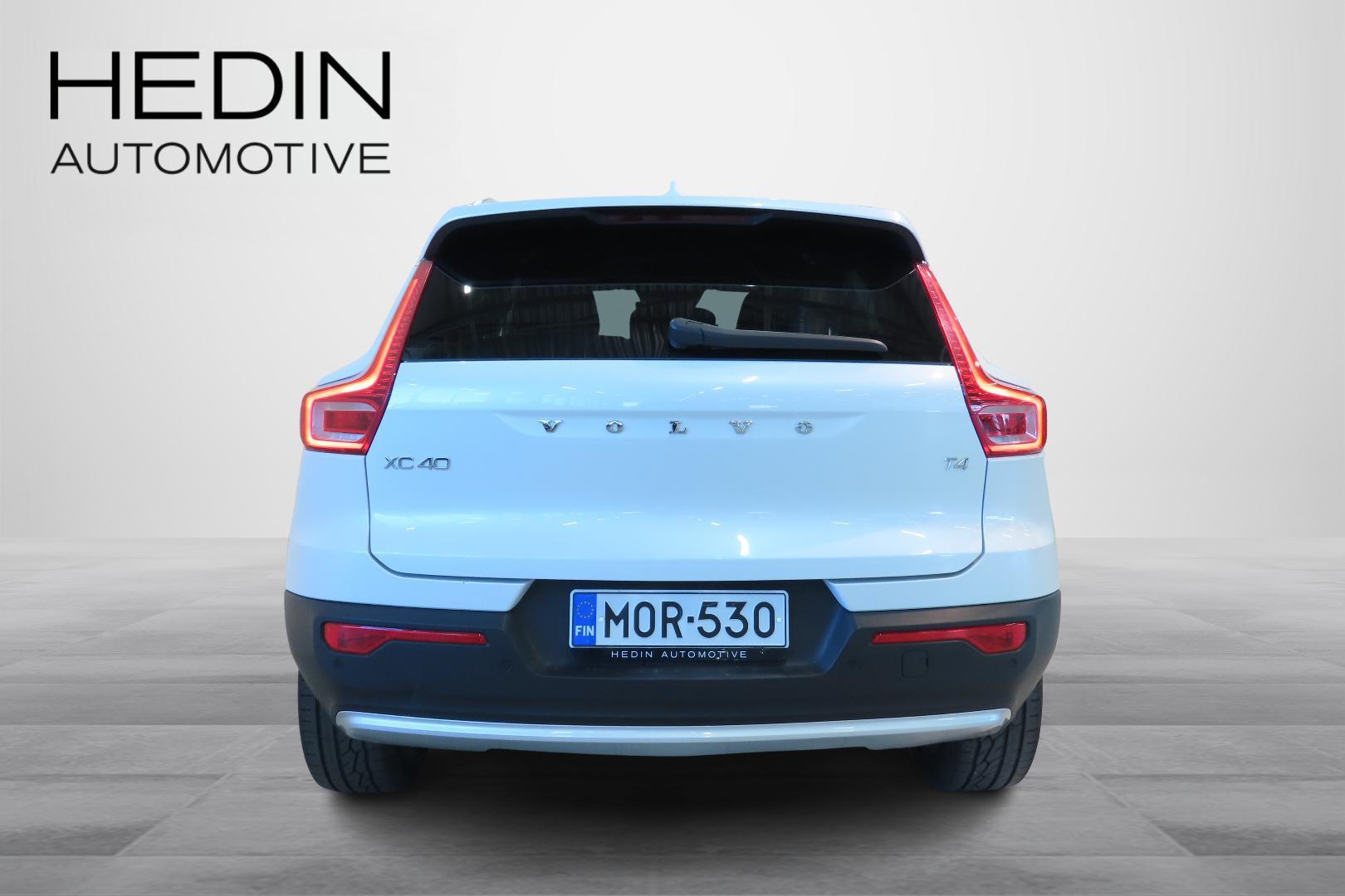 Volvo XC40 2022