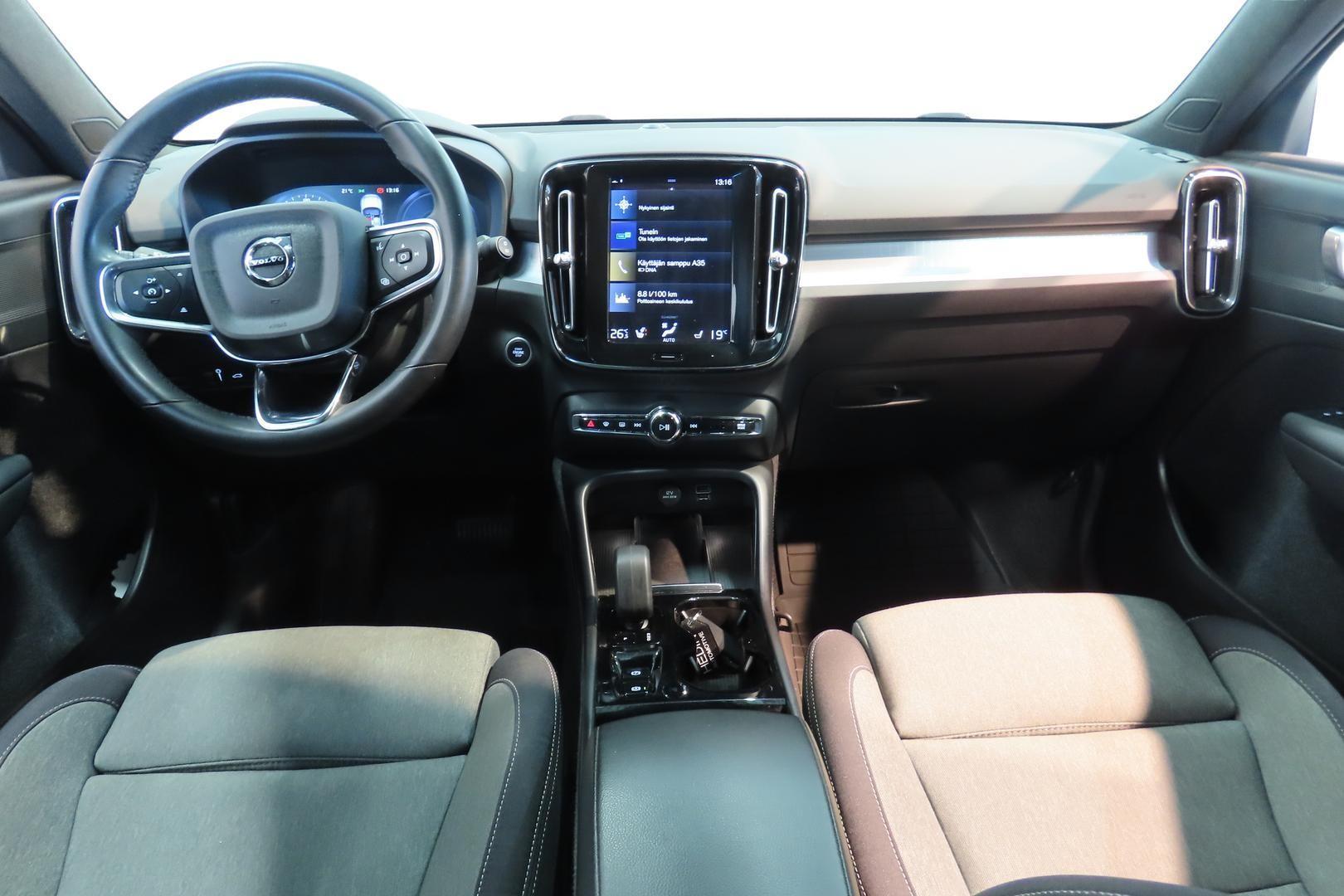 Volvo XC40 2022