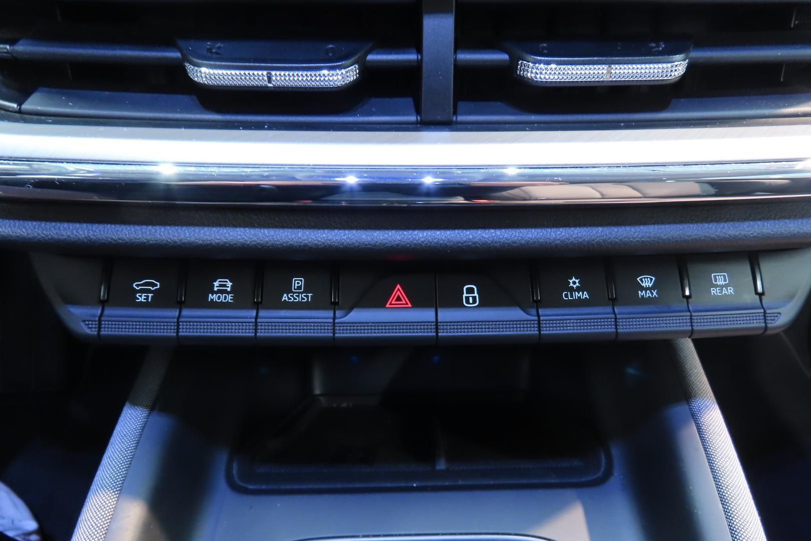 SKODA Enyaq 2023