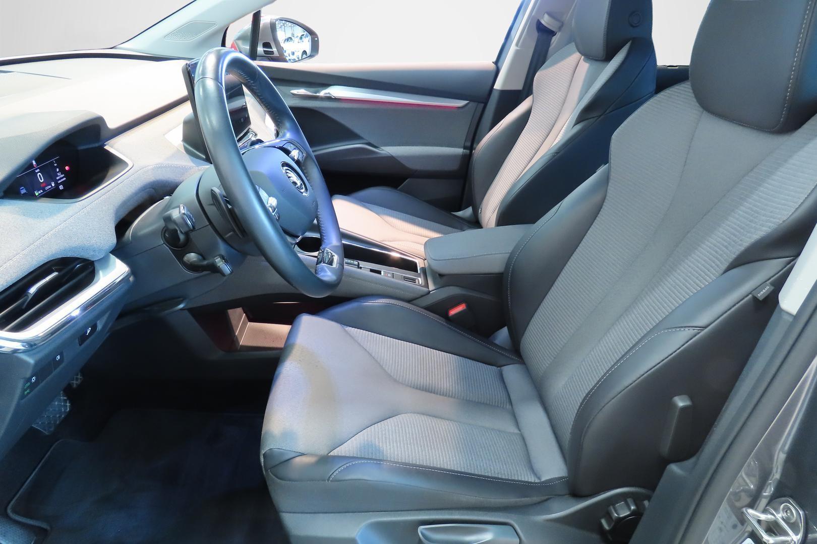 SKODA Enyaq 2023