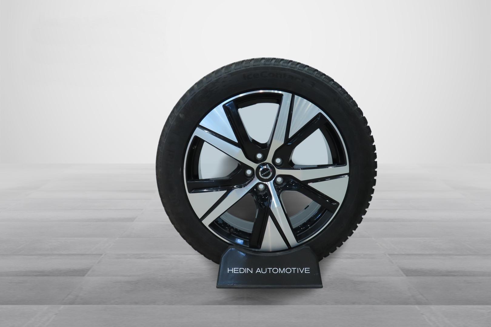 Volvo XC40 2024