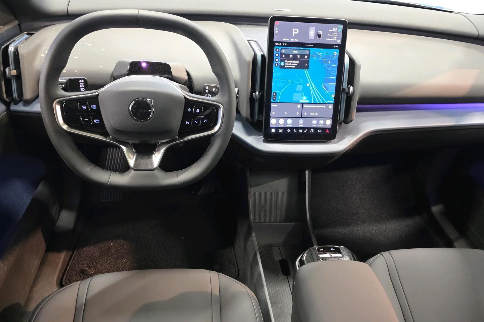 Volvo EX30 Cross Country 2025