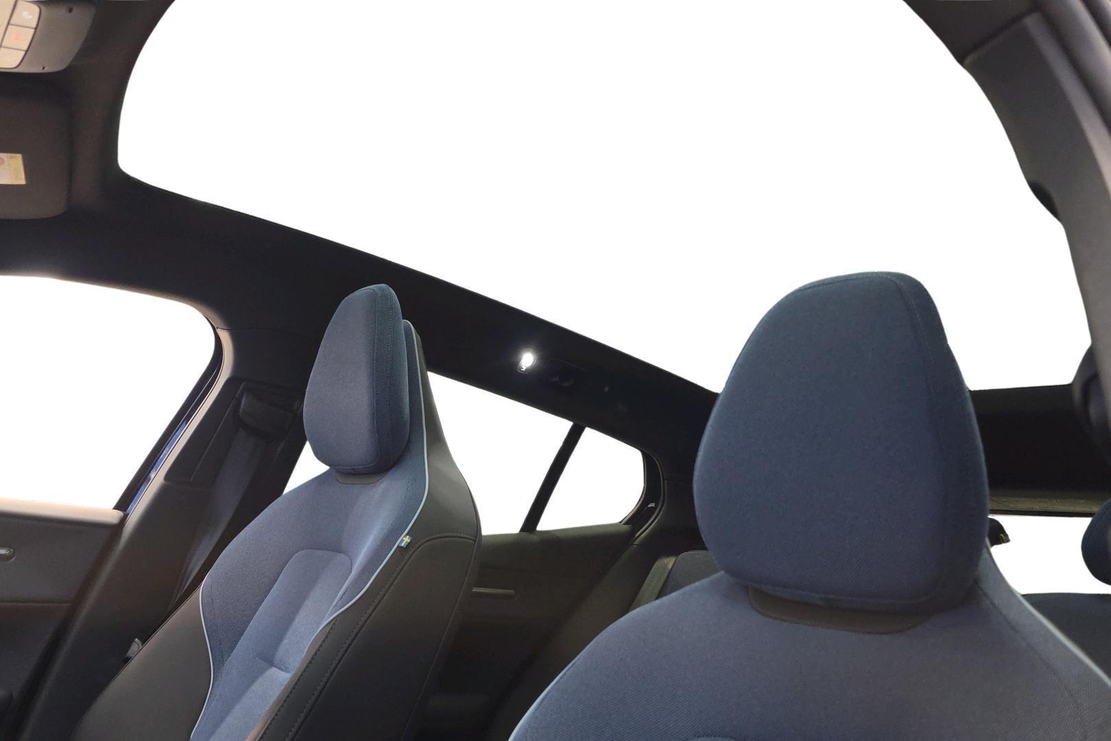 Volvo EX30 Cross Country 2025