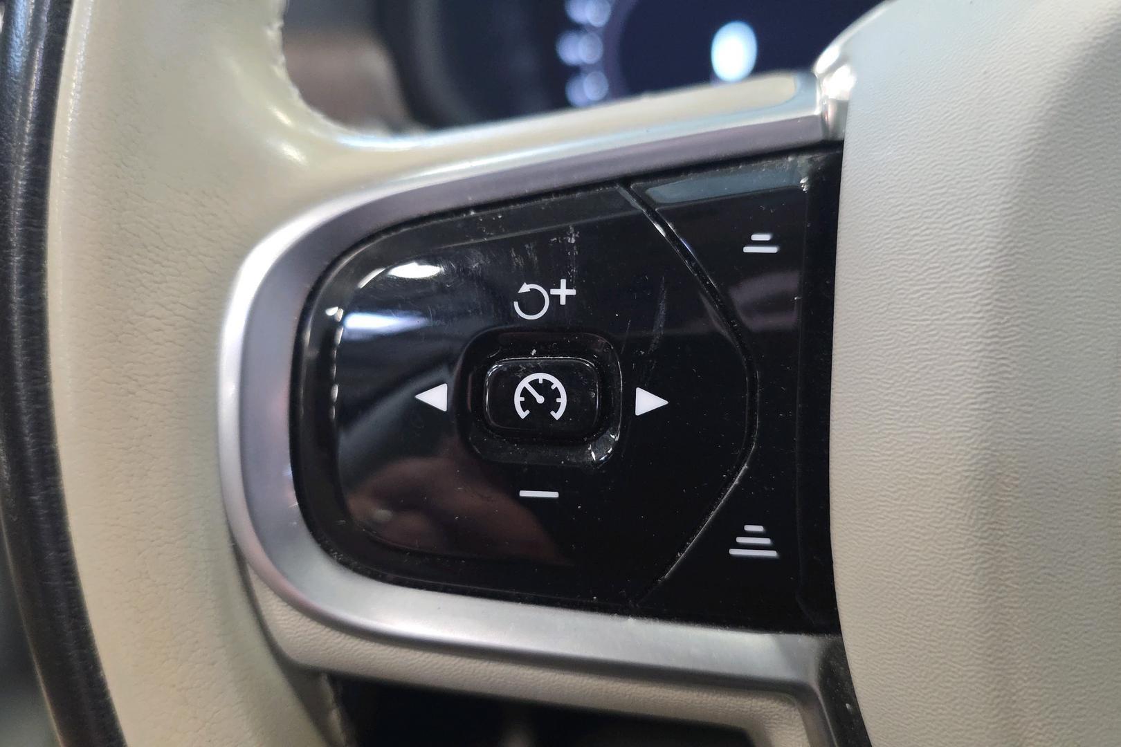 Volvo V90 Cross Country 2022
