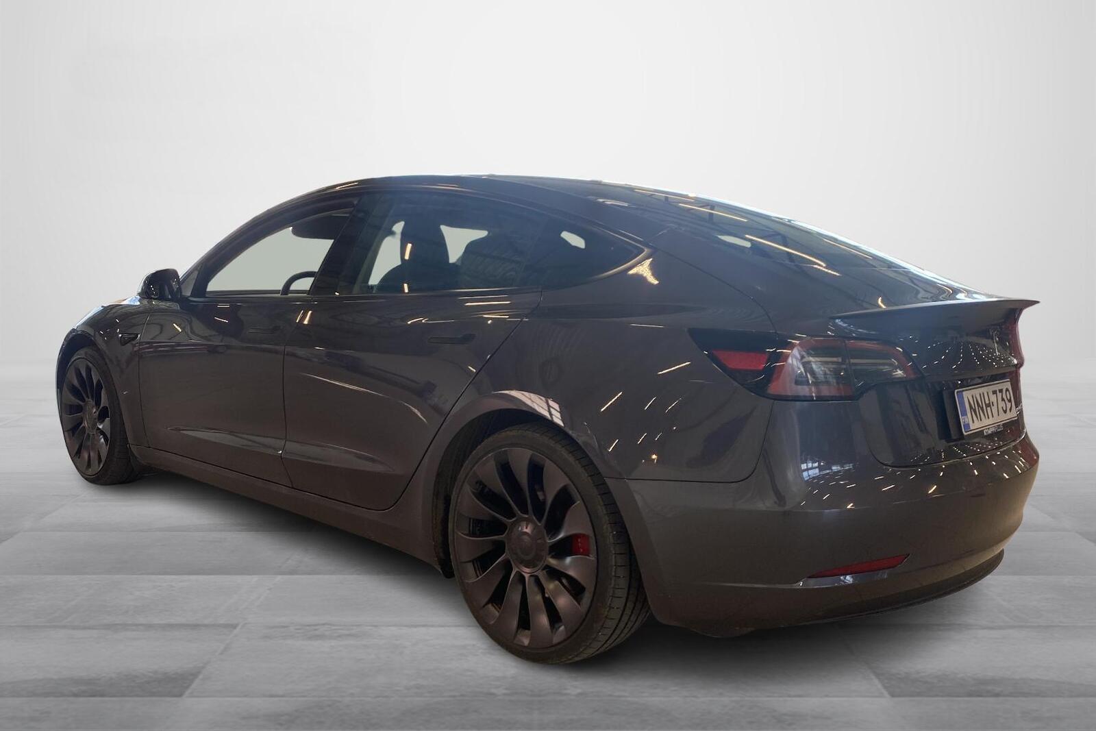 Tesla Model 3 2023