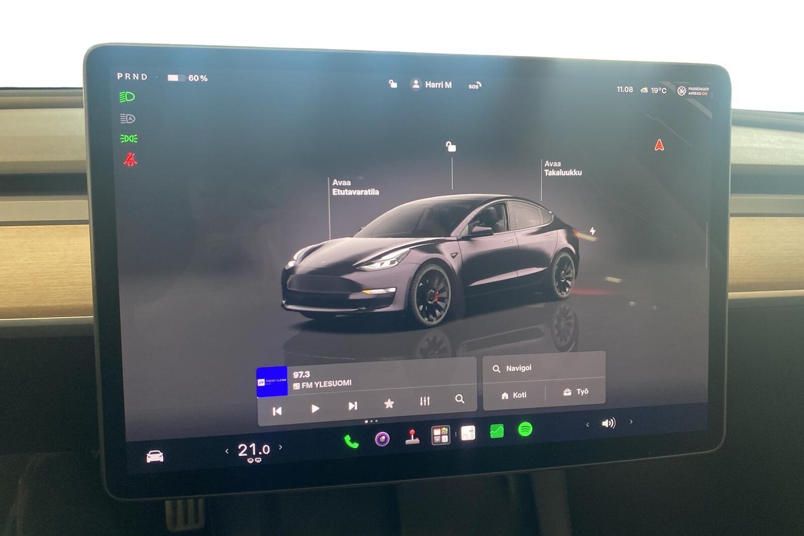 Tesla Model 3 2023