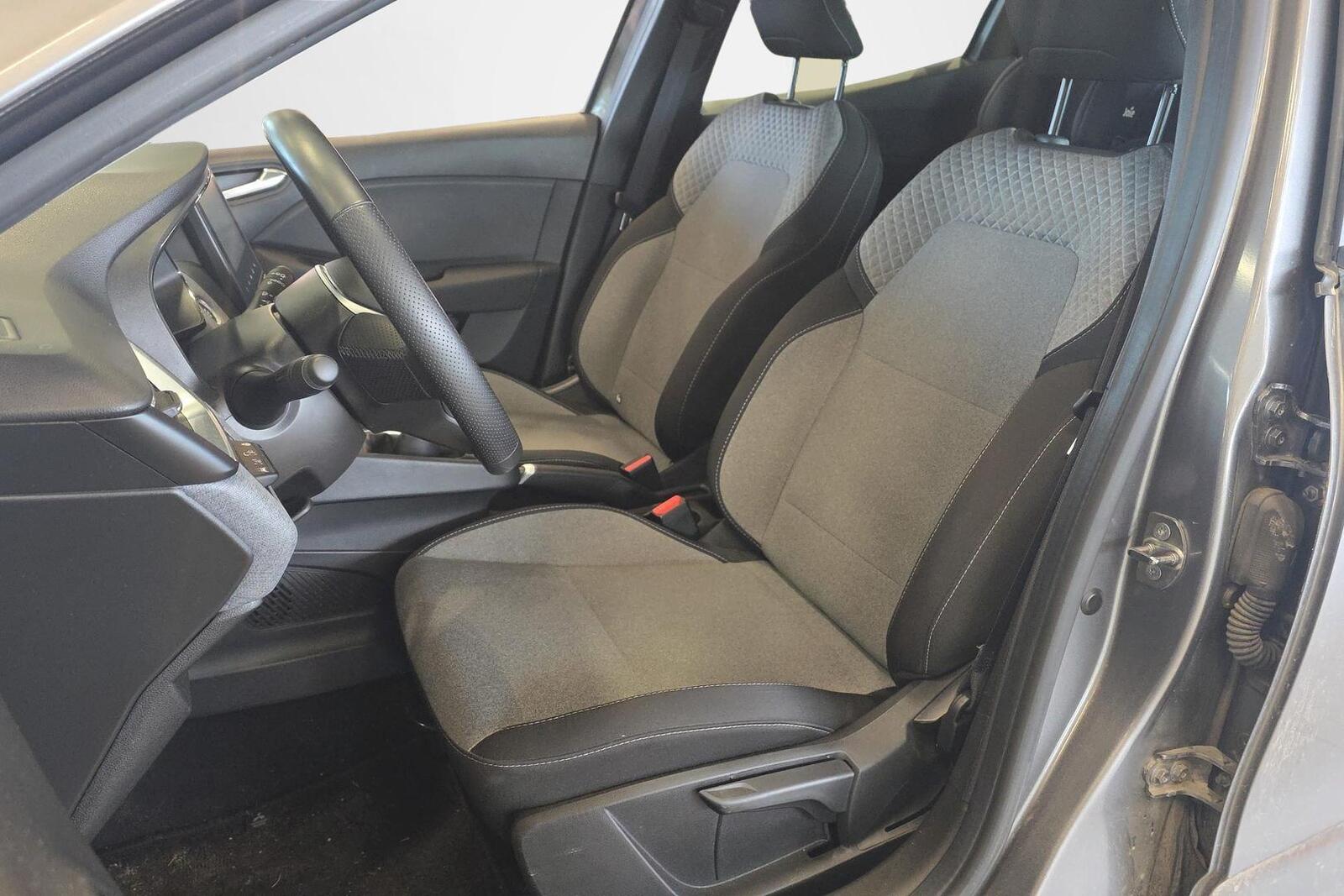 Mitsubishi Colt 2024