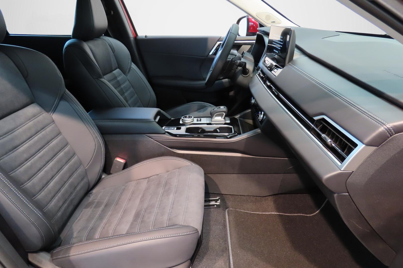 MITSUBISHI OUTLANDER 2026