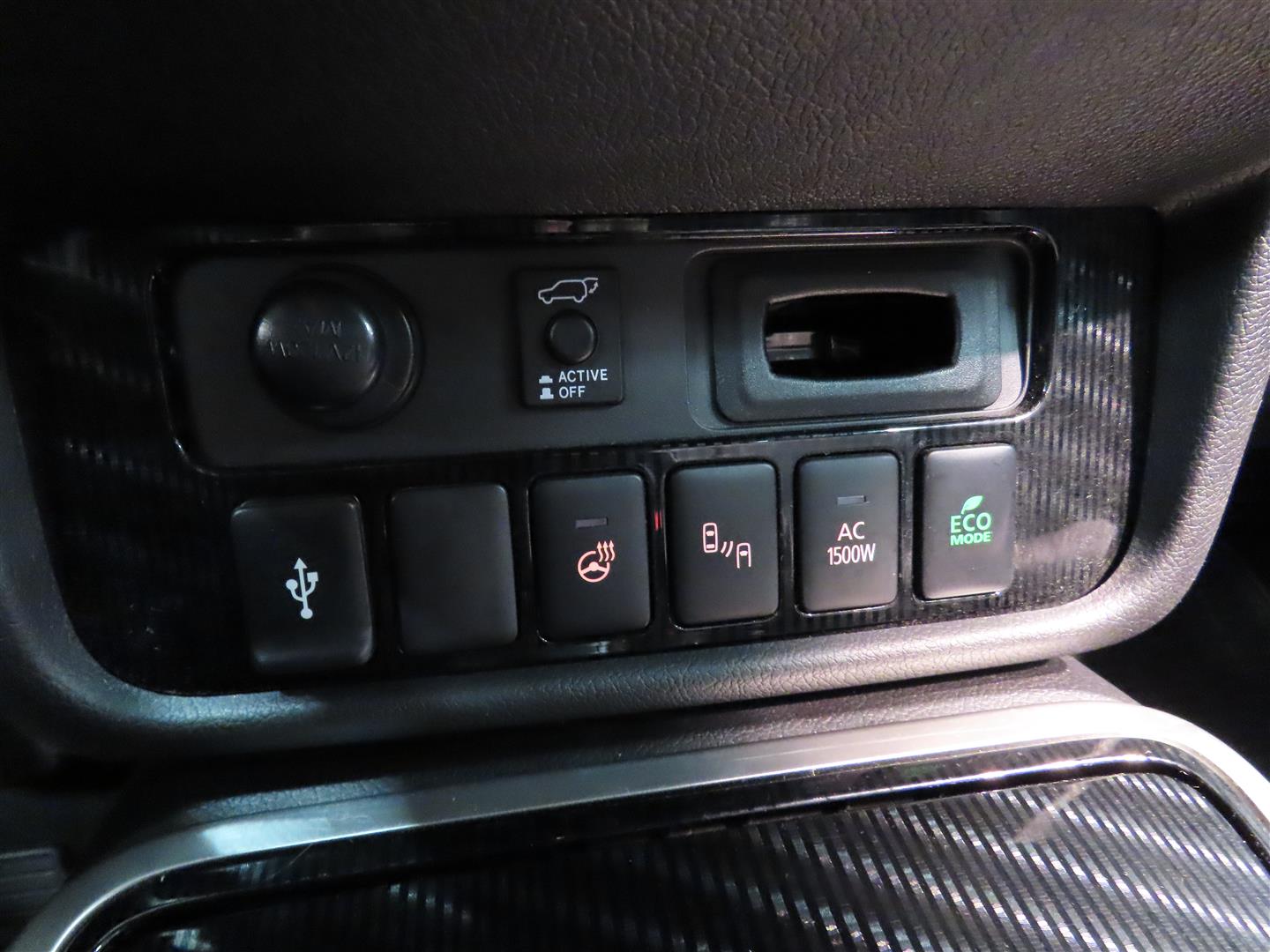 Mitsubishi Outlander PHEV 2020