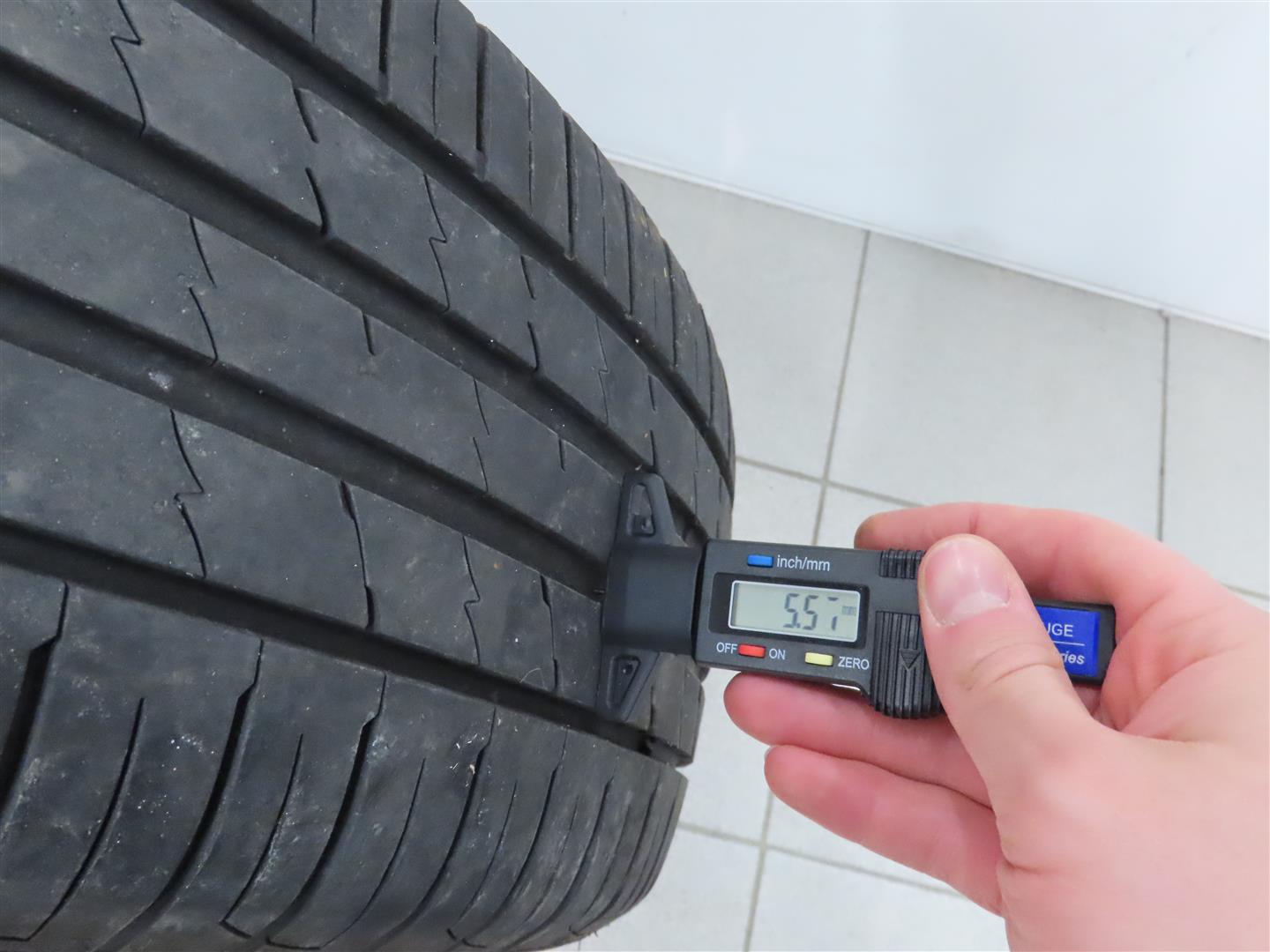 Mitsubishi Outlander PHEV 2020