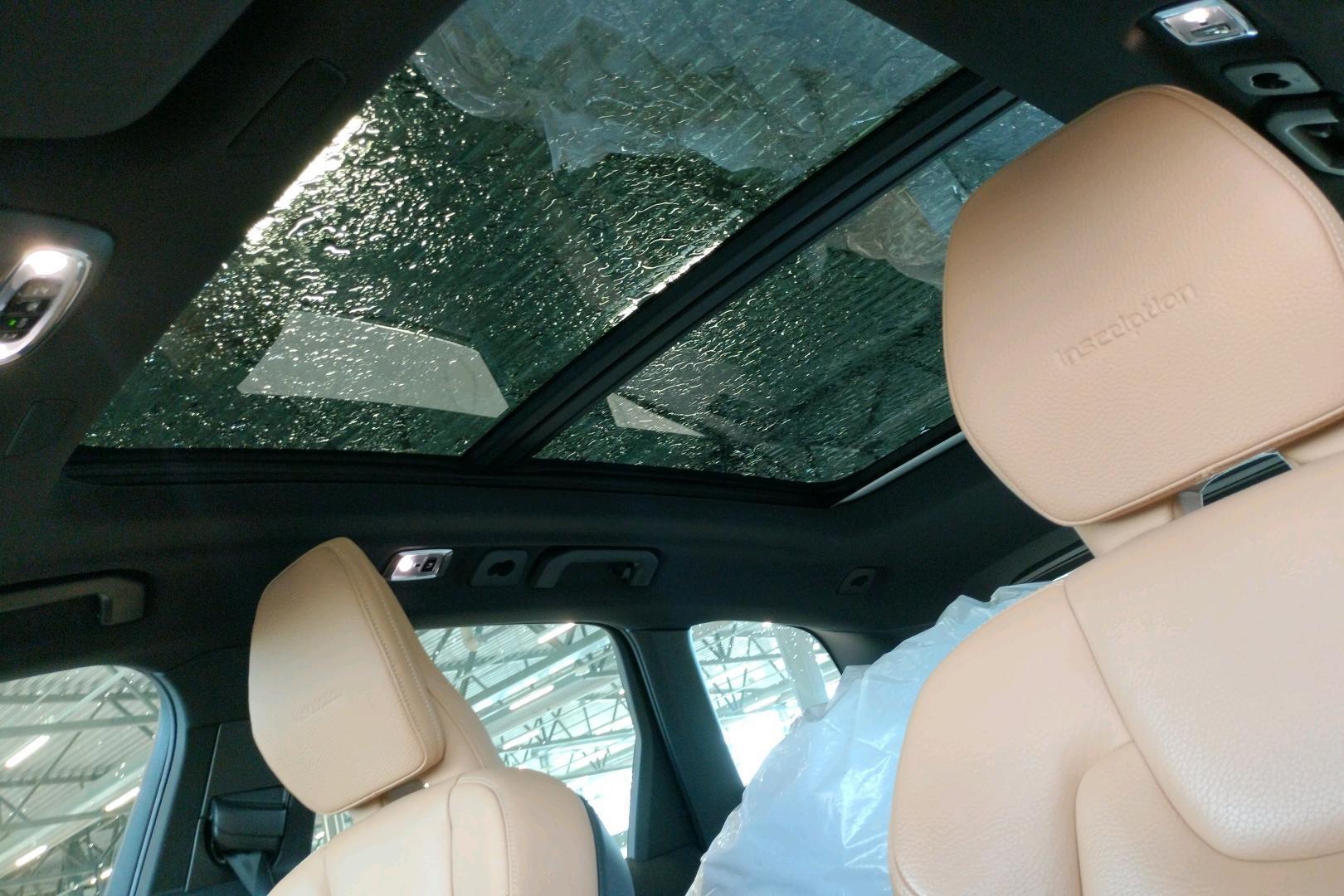 VOLVO XC60 2019